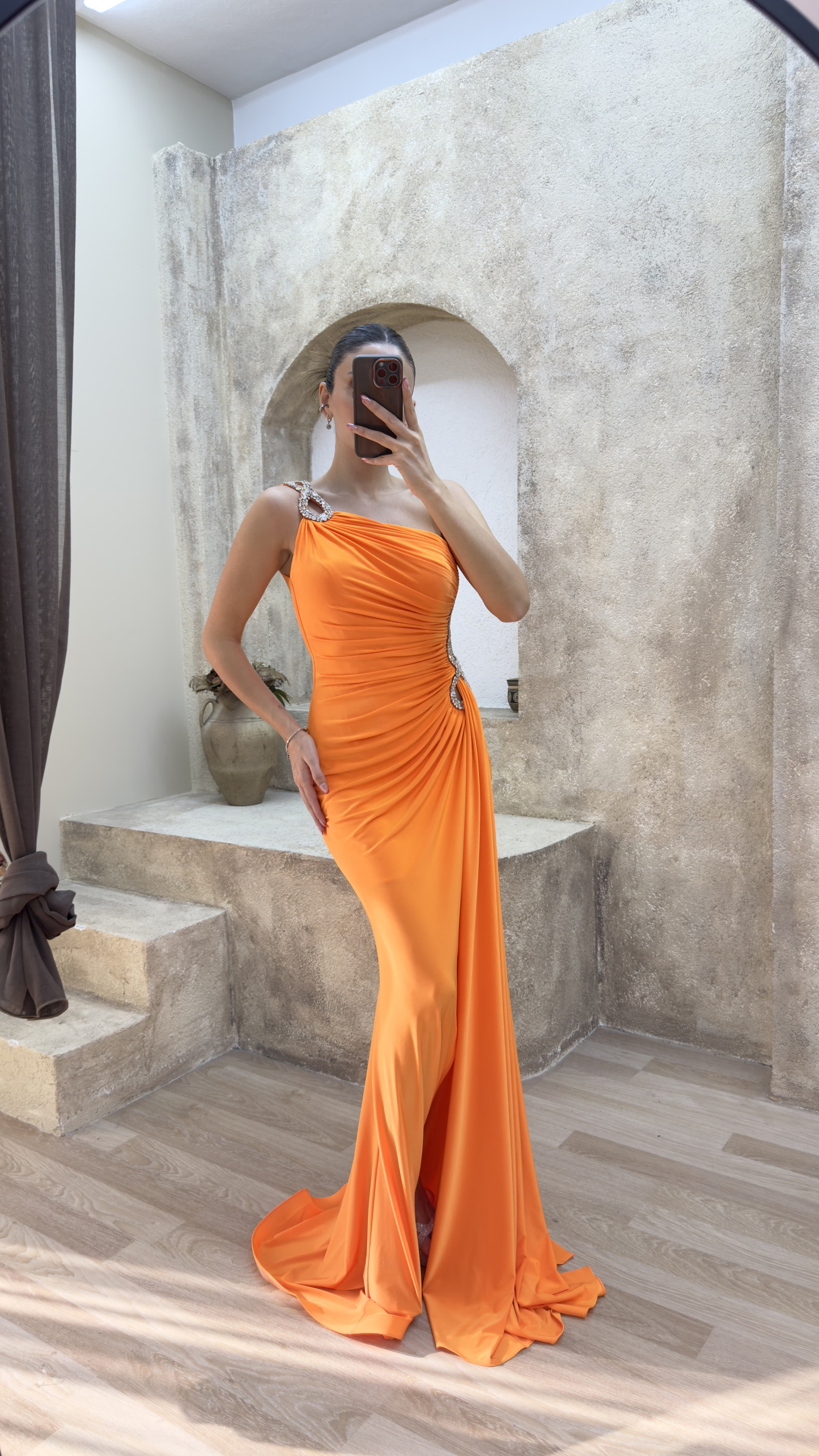 ONE SHOULDER WAIST DETAIL STONE EMBROIDERED DRAPED DESIGN EVENING DRESS