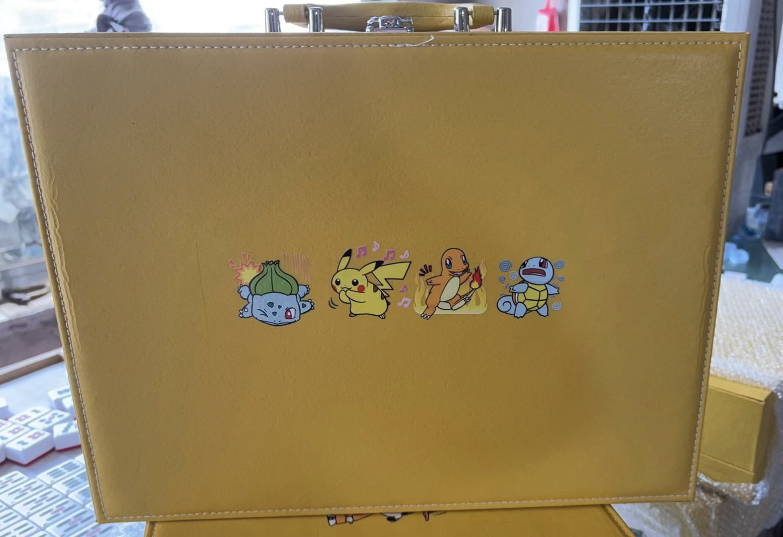 Premium PU Leather Tile Carrying Case ( With/without traditional mahjong ! )