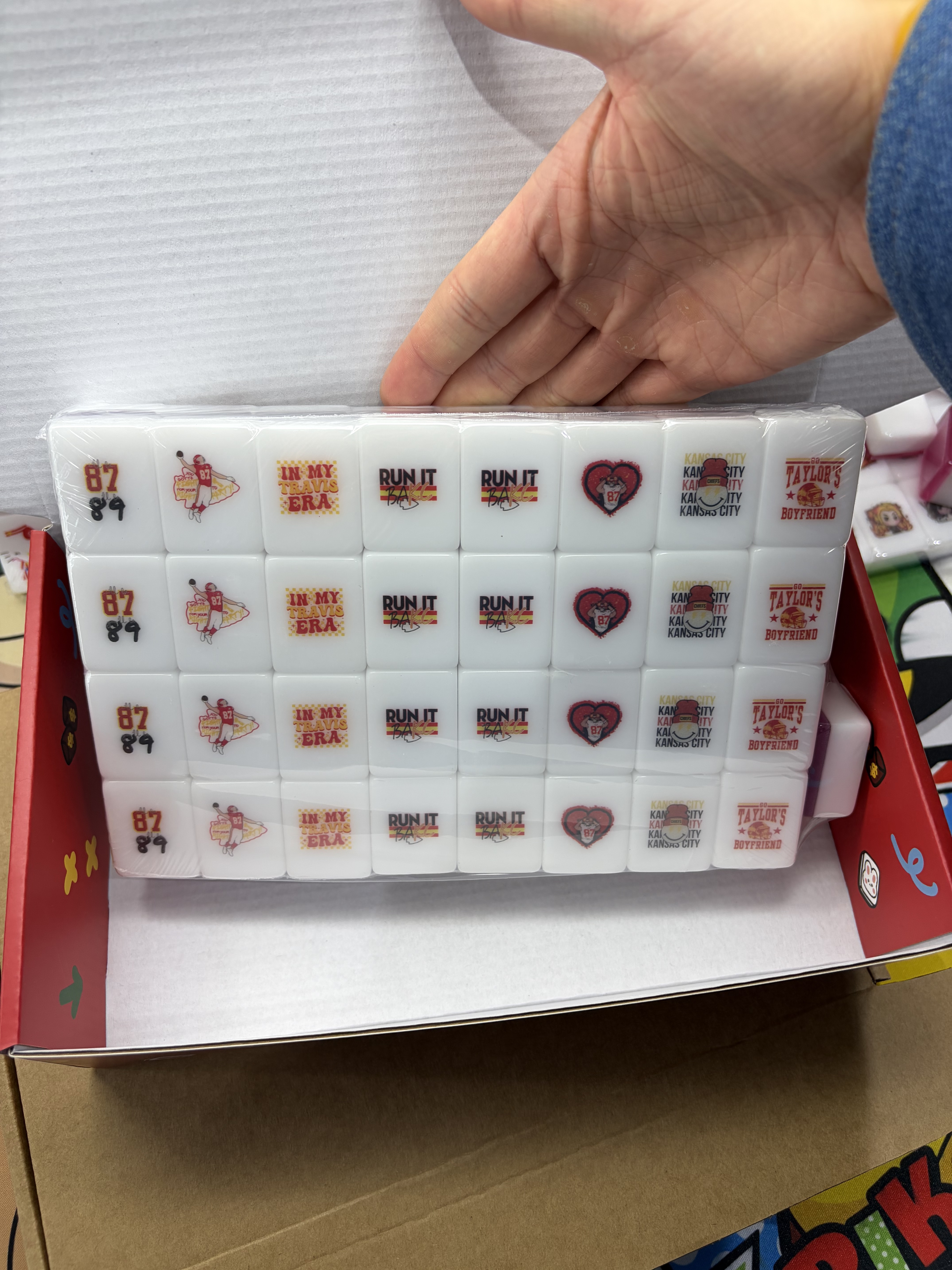 Push Tile Game 2 Player Set（ Taylor Swift vs travis ）65 Tiles