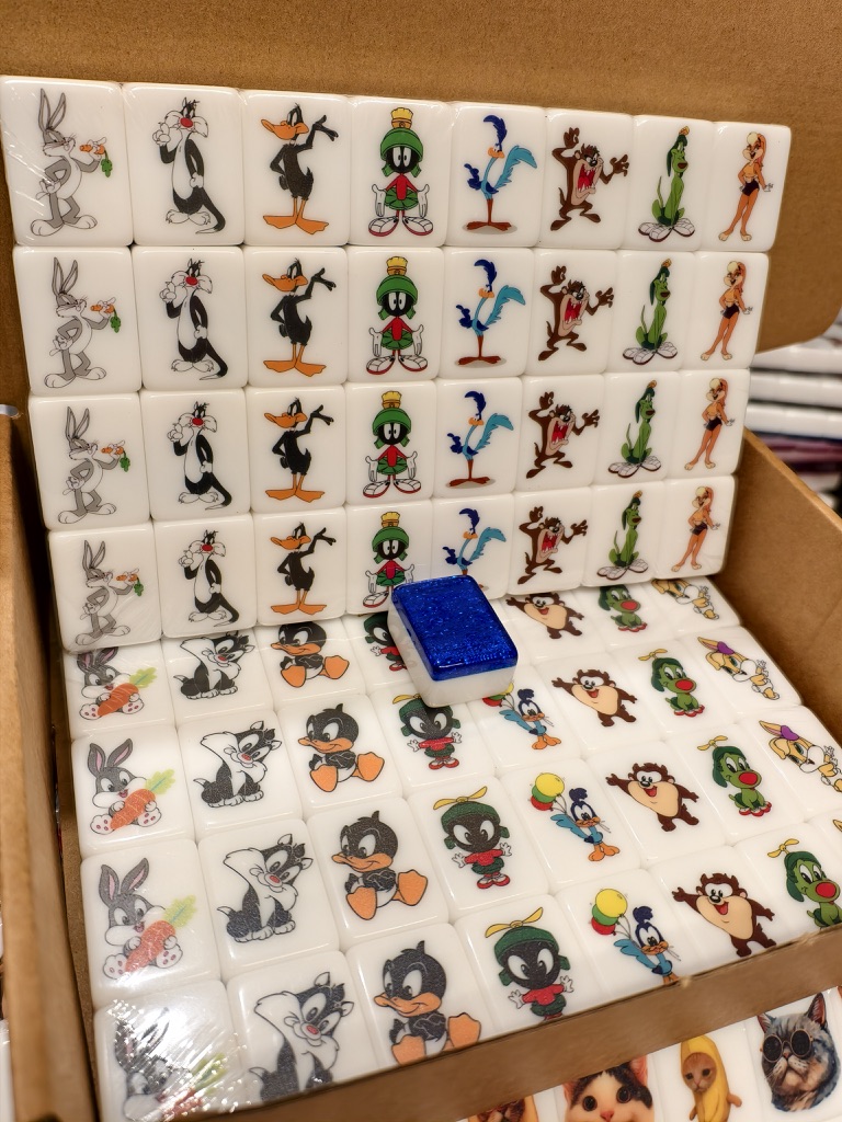 Push Tile Game 2 Player Set（ Baby Lonney Tunes ）65 Tiles