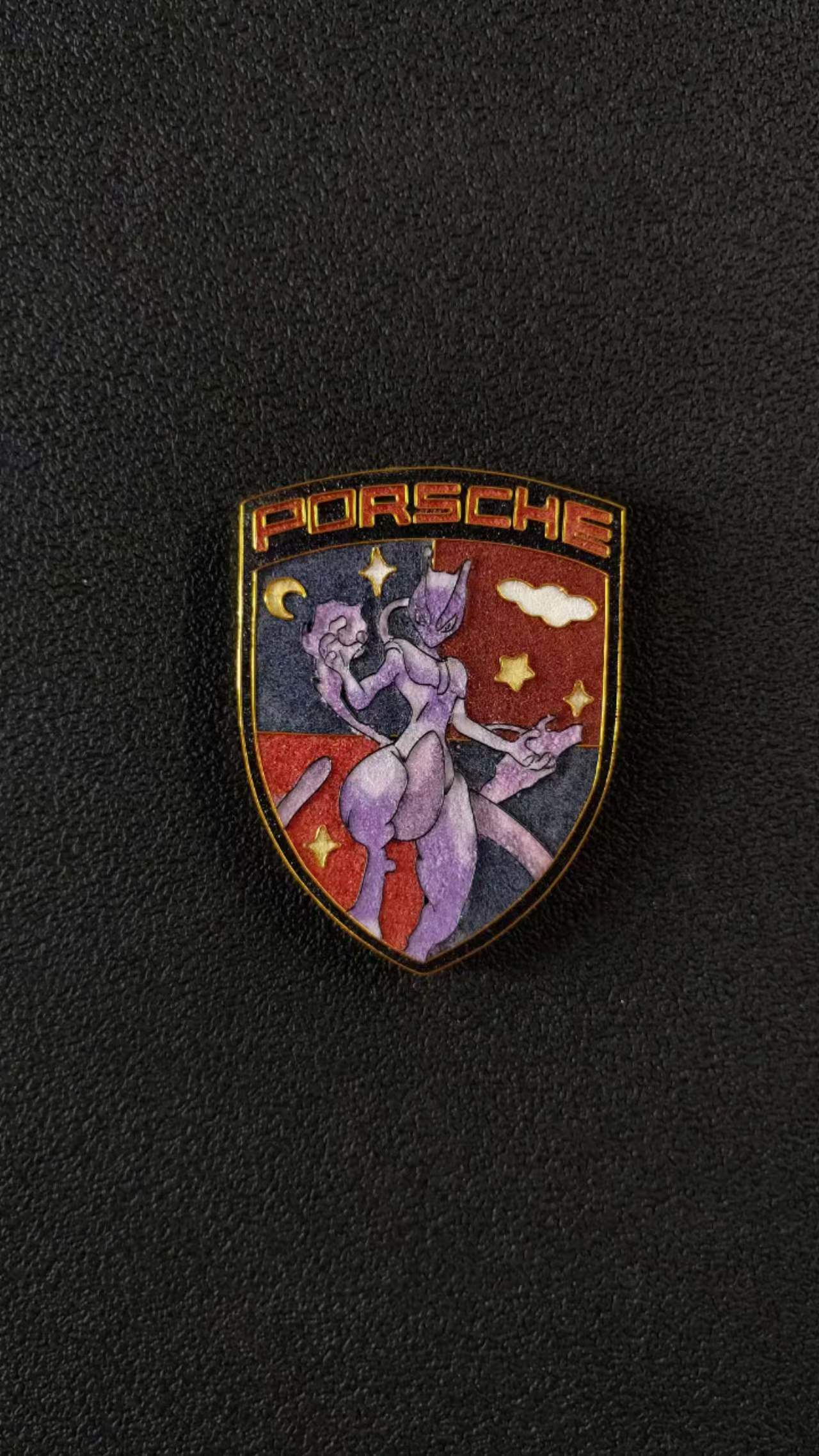 [Heritage Enamel Custom Car Badge - Mew-Two | Master Artisan Hand-Painted Emblem