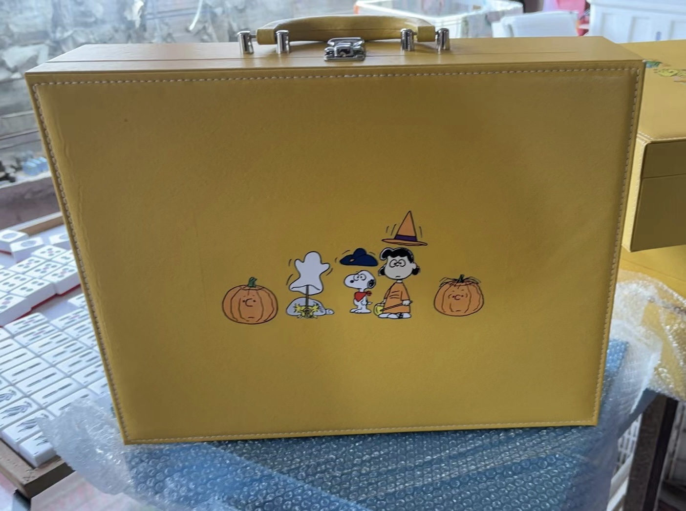 Premium PU Leather Tile Carrying Case ( With/without traditional mahjong ! )