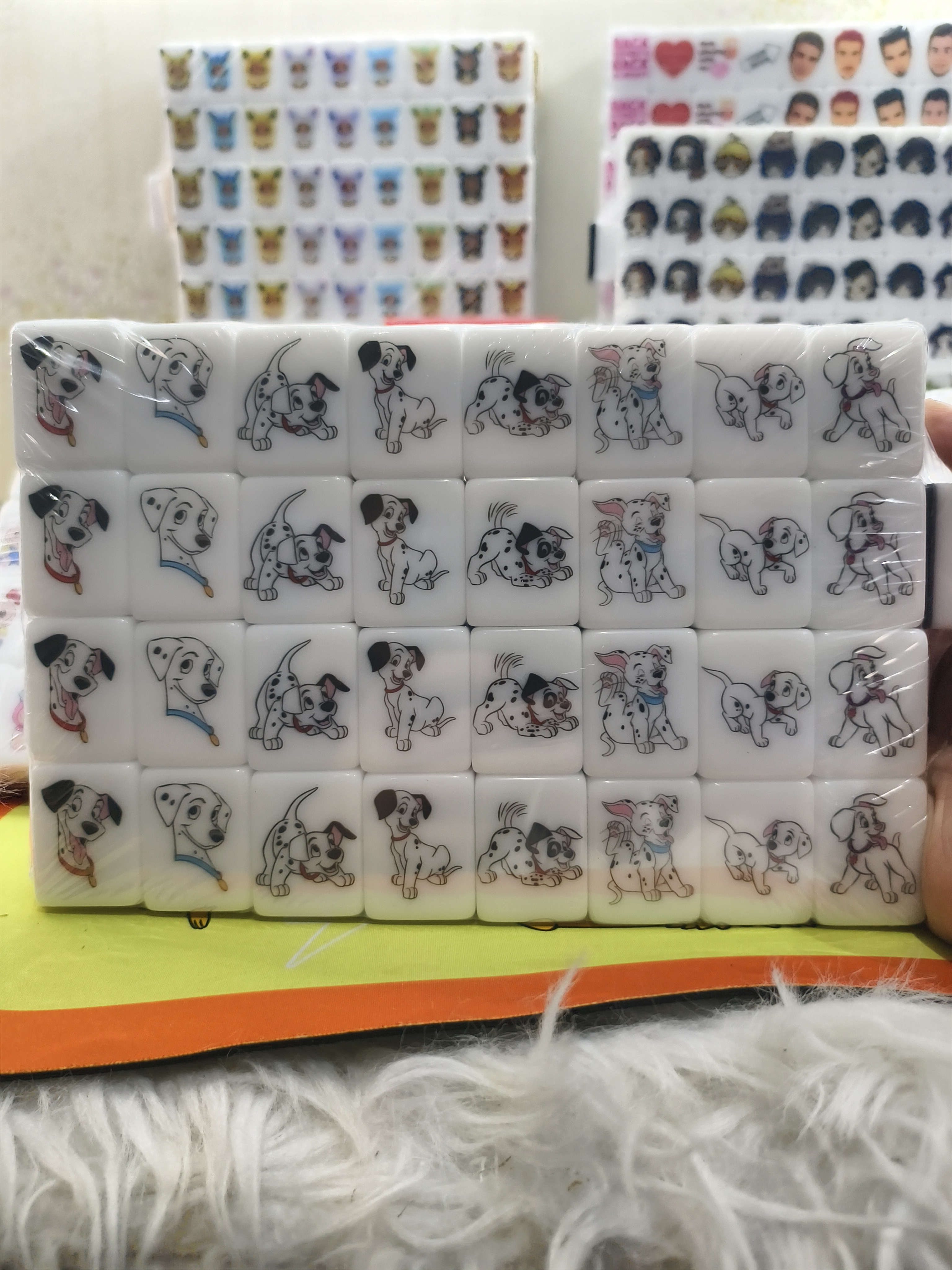 Push Tile Game  2 Player Set（ 101 Dalmatian ）65 Tiles