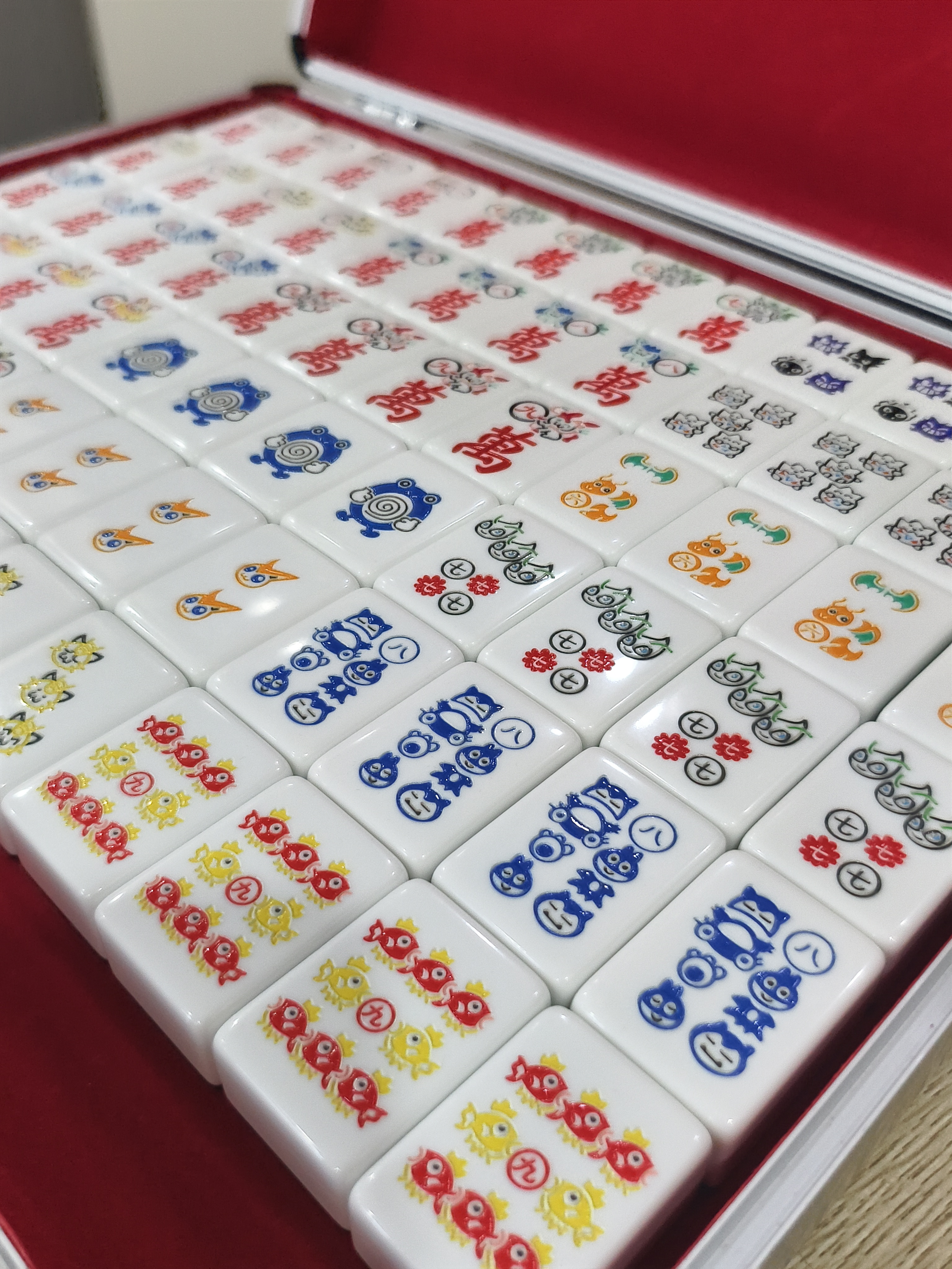 Handmade Traditional Pokemon Mahjong Tile Set ( 144 pcs )