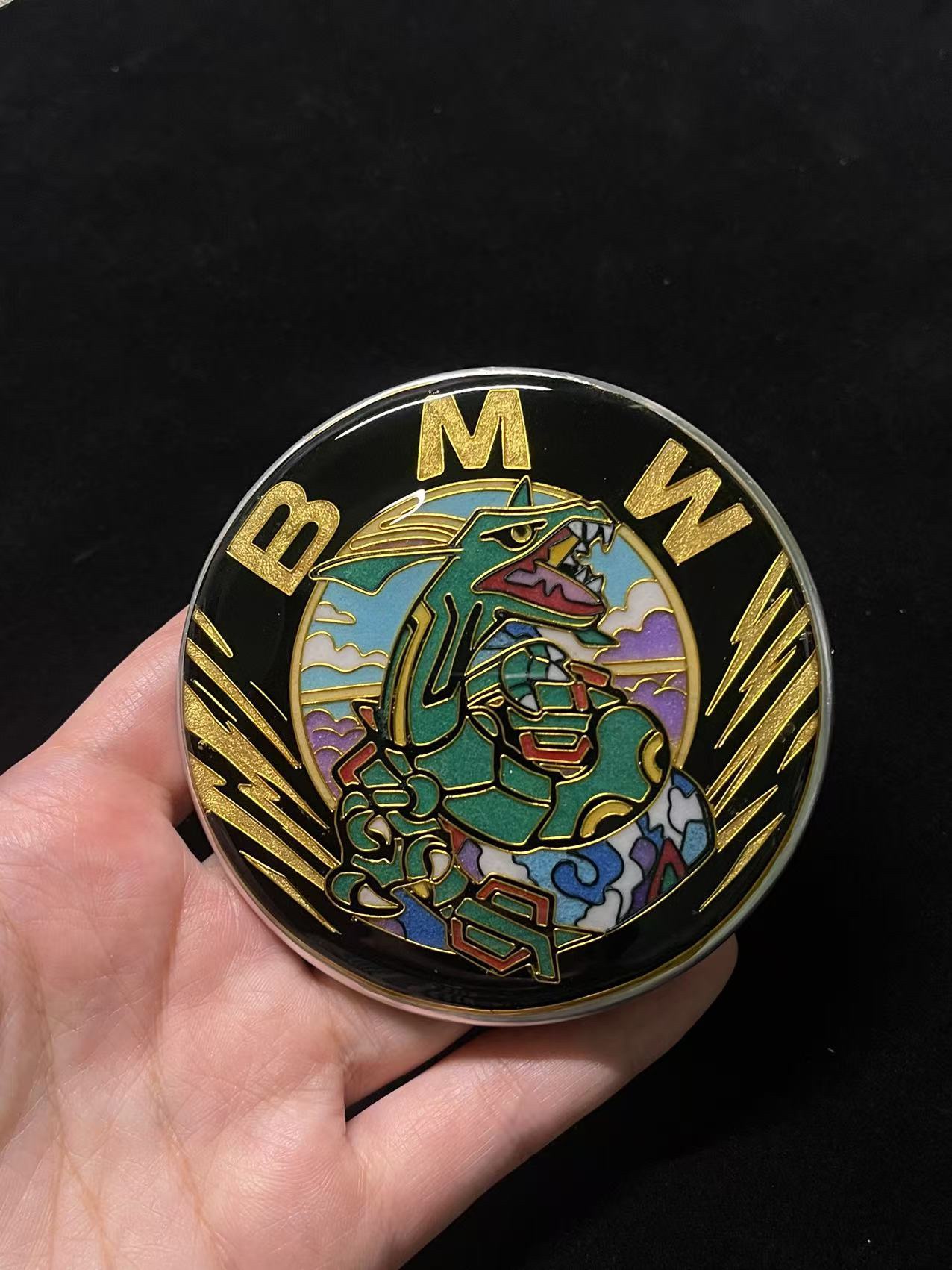 [Heritage Enamel Custom Car Badge - Rayquzza| Master Artisan Hand-Painted Emblem