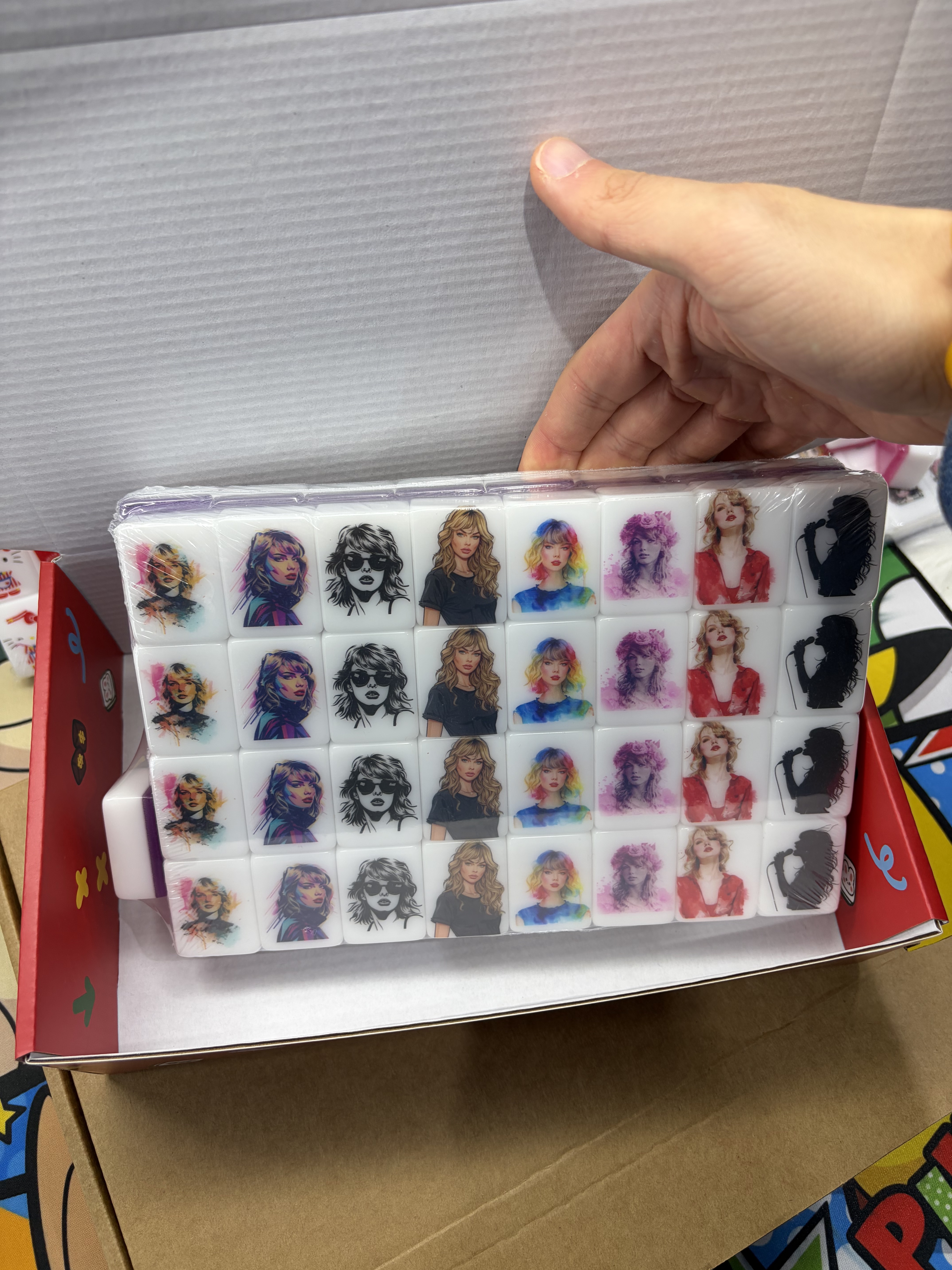 Push Tile Game 2 Player Set（ Taylor Swift vs travis ）65 Tiles