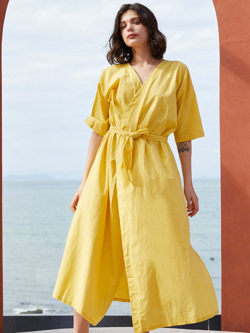 plus-size-pure-color-belted-slit-half-sleeve-dress-cozinen