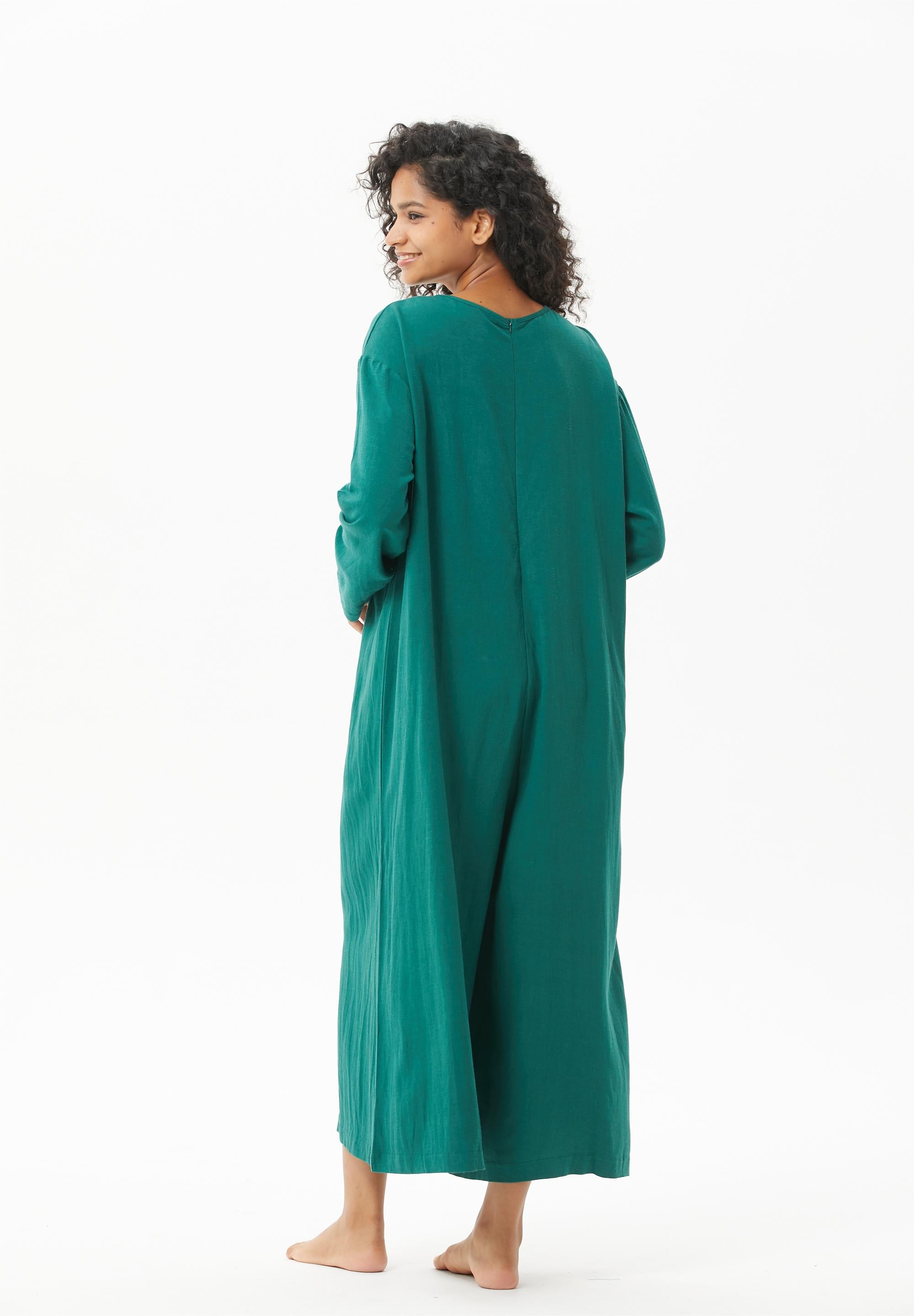 V-neck Long-Sleeved Jumpsuit