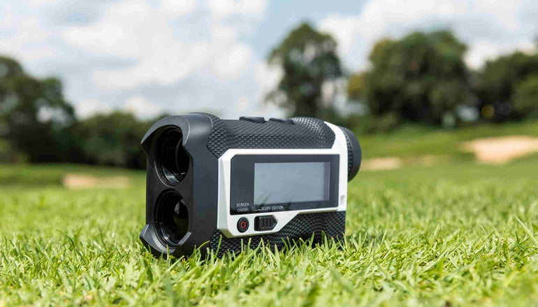 can pga players use rangefinders