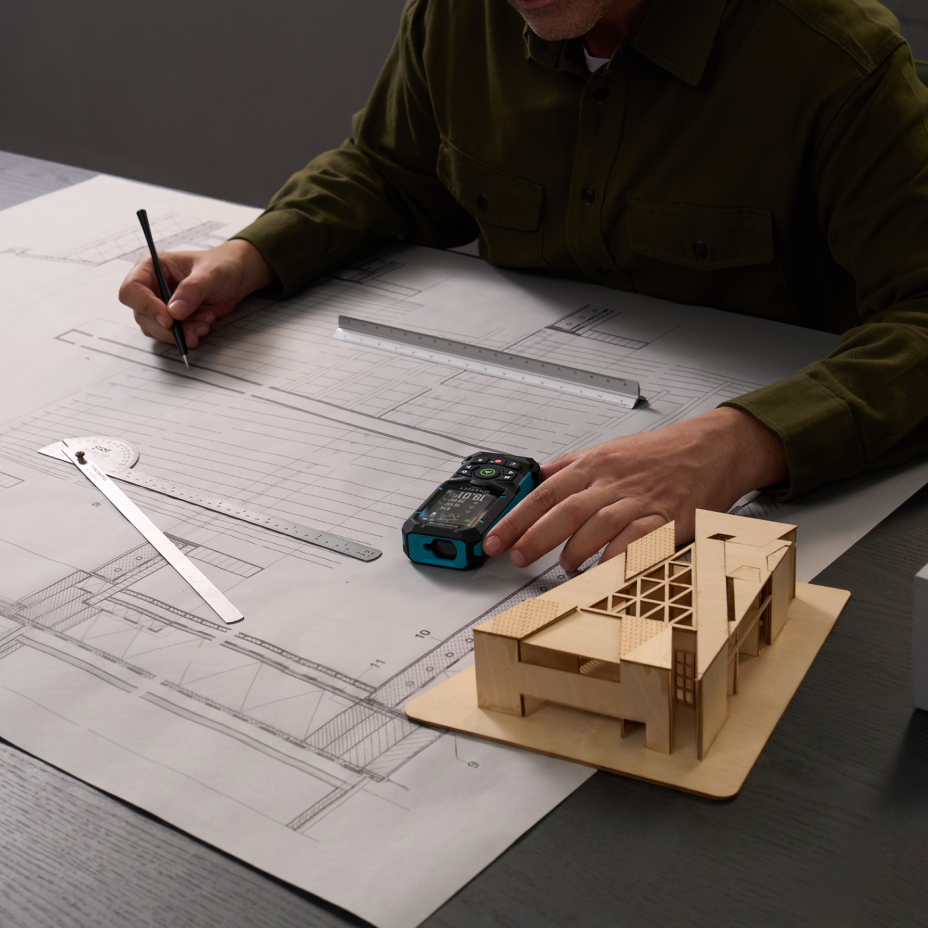 {"default":"Mileseey S50: Measuring for curtains and decor."}
