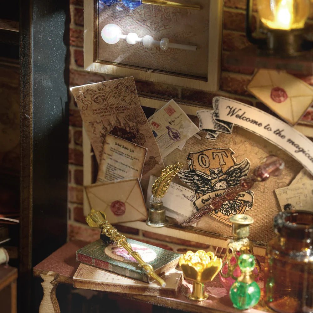 Magic Wand Shop Miniature Book Nook Kit
