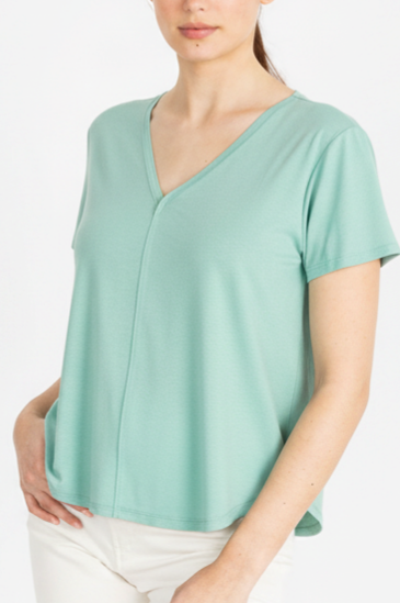 Lightweight Seafoam Green Center Seam Knit Top