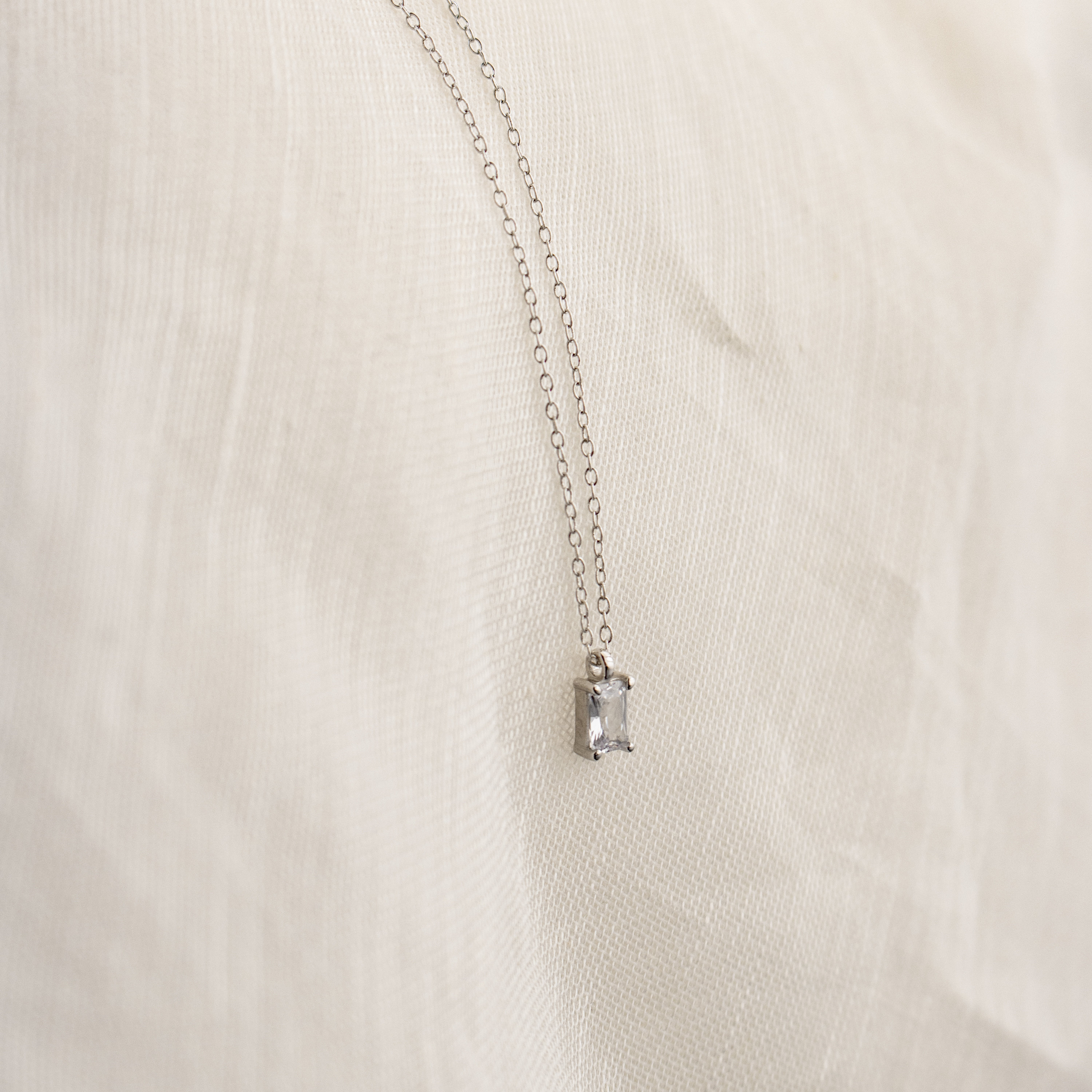 I'm Always Here Dainty Minimalist Necklace