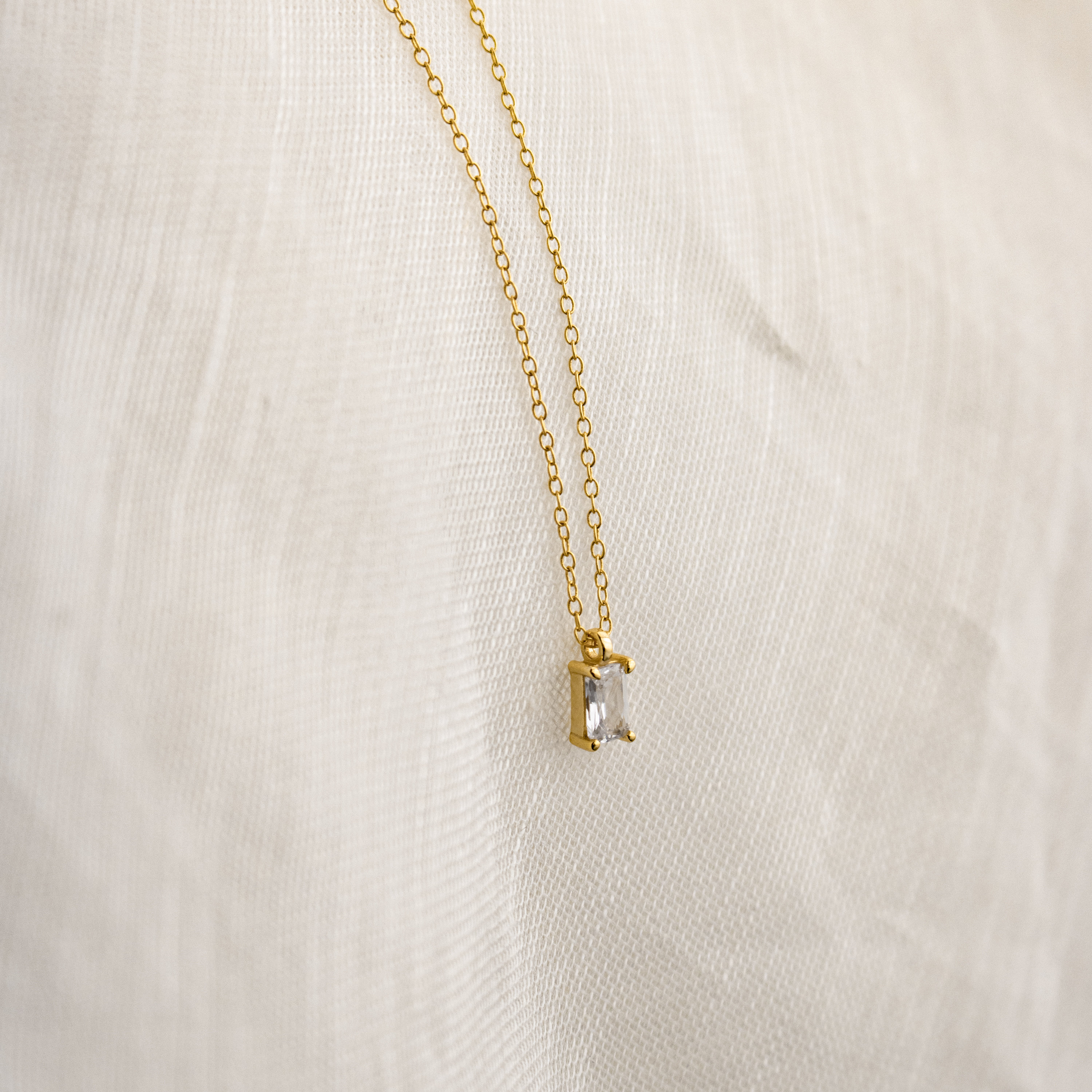 I'm Always Here Dainty Minimalist Necklace