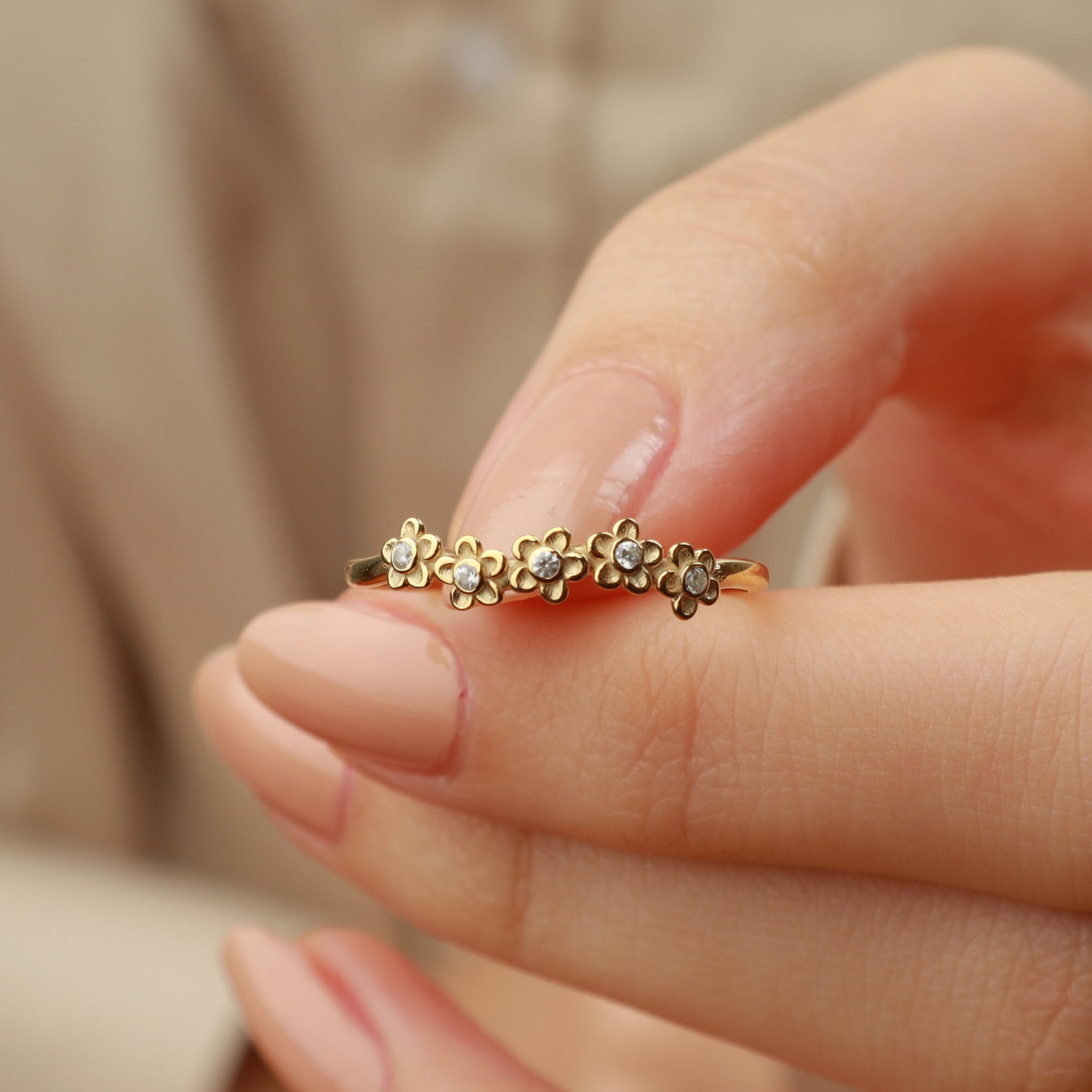 Custom 1-5 Birthstone Daisy Ring