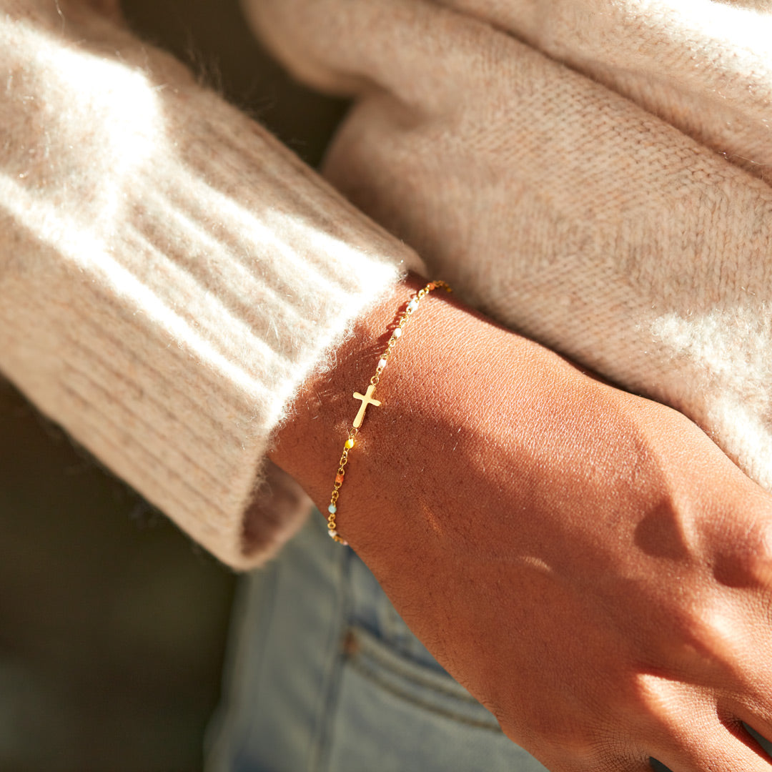 To My Bestie Thank You For Never Judging Cross Bracelet