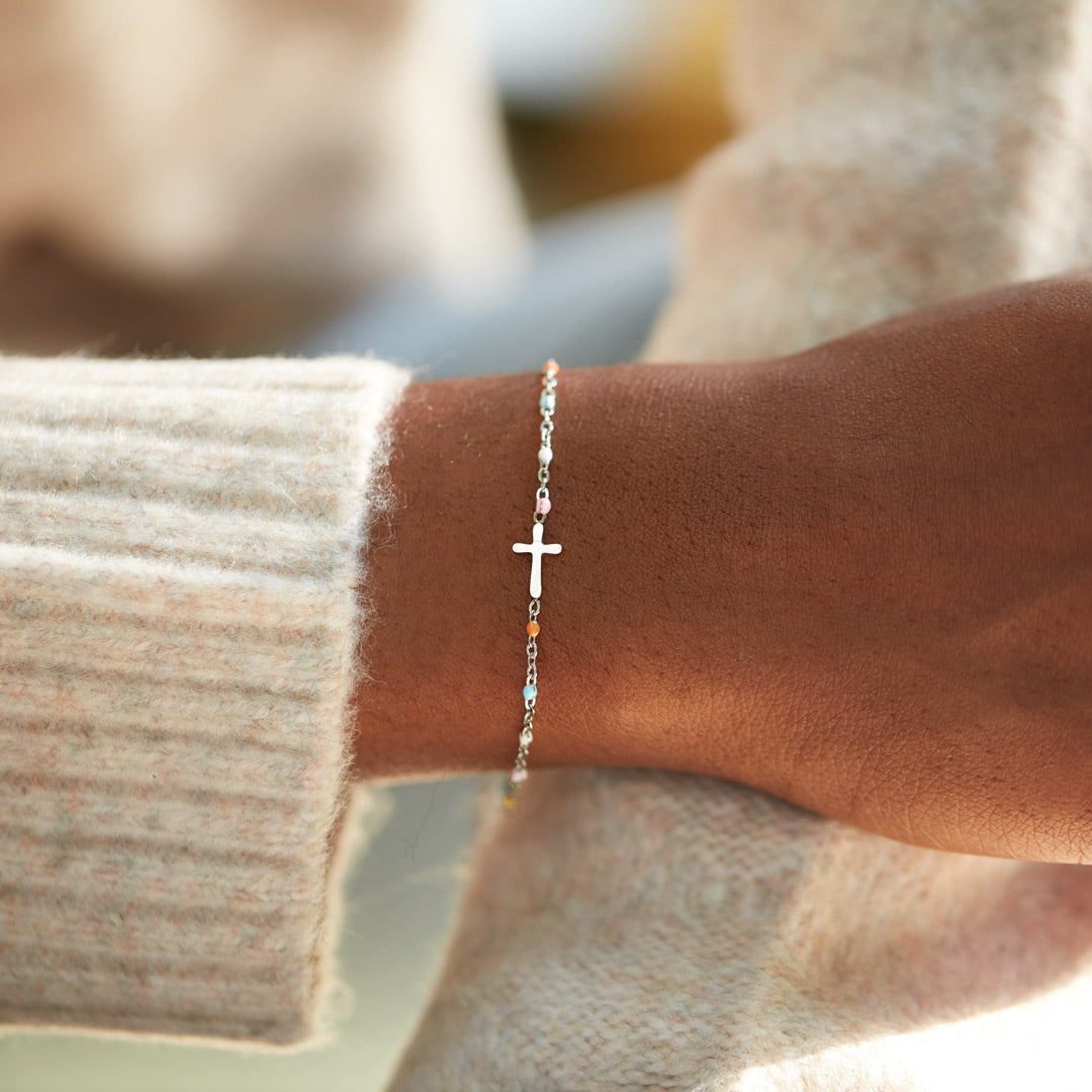 To My Bestie Thank You For Never Judging Cross Bracelet