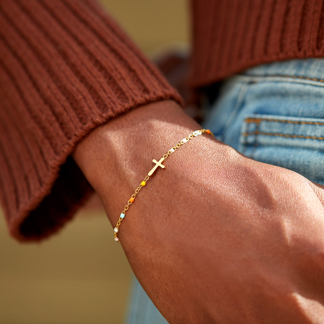 To My Bestie Thank You For Never Judging Cross Bracelet