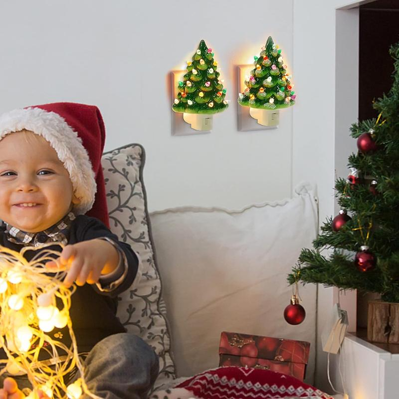 ✨Multicolor Bulbs & 360 Degree Swivel Plug Green Christmas Tree Night Light✨