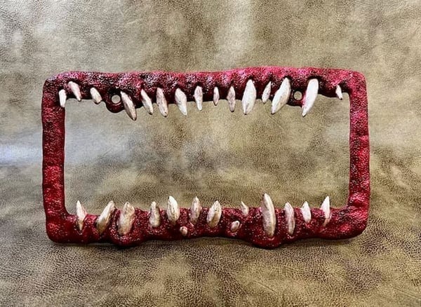 🔥BUY 2 GET 1 FREE-Last Day🔥Creature teeth license plate🤩