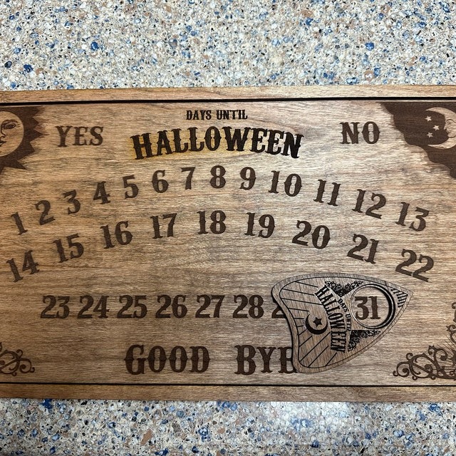 Halloween Countdown Board with Magnetic Pieces