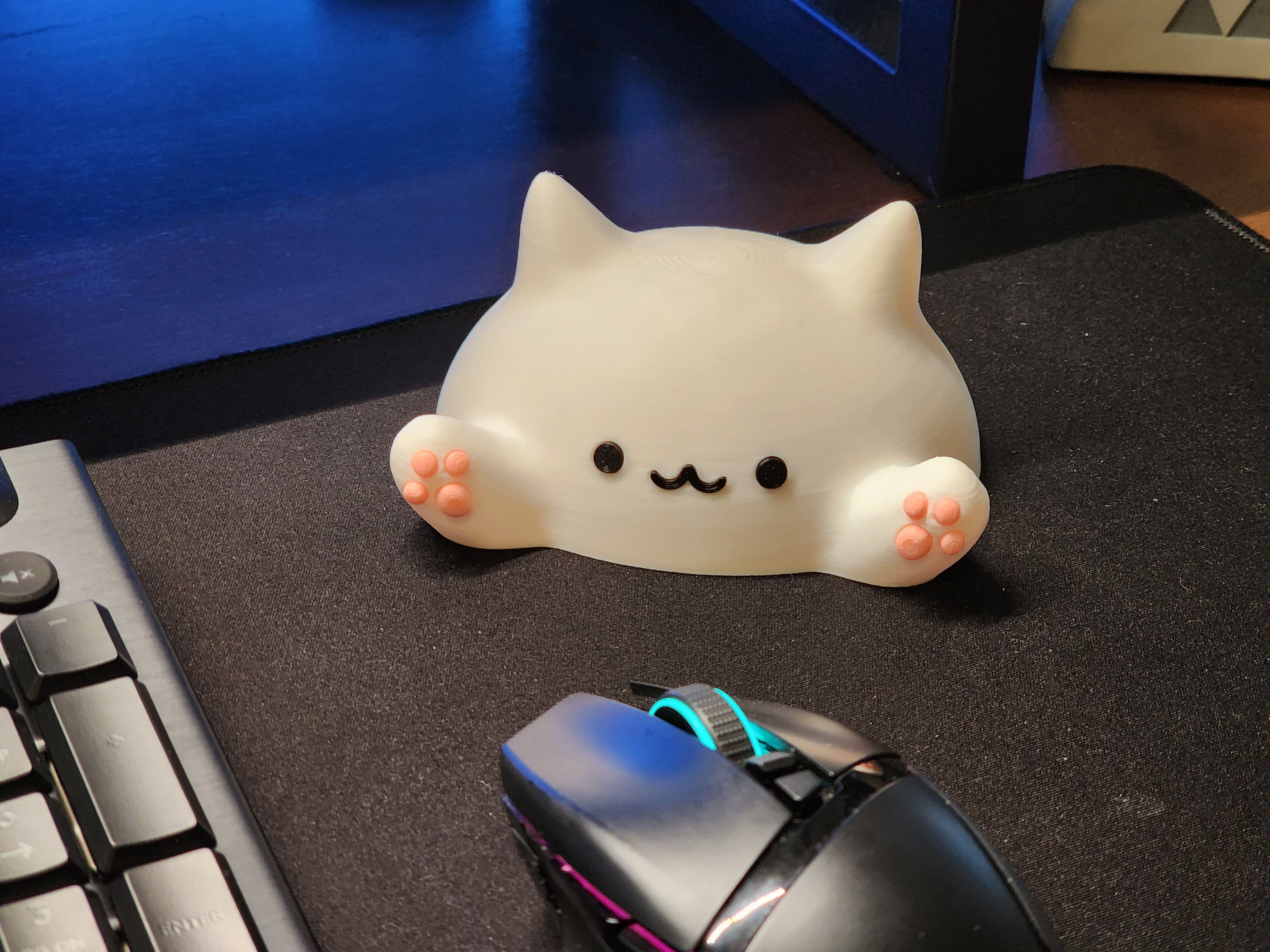 Kawaii Desk Cat- Adorable Desk Decor
