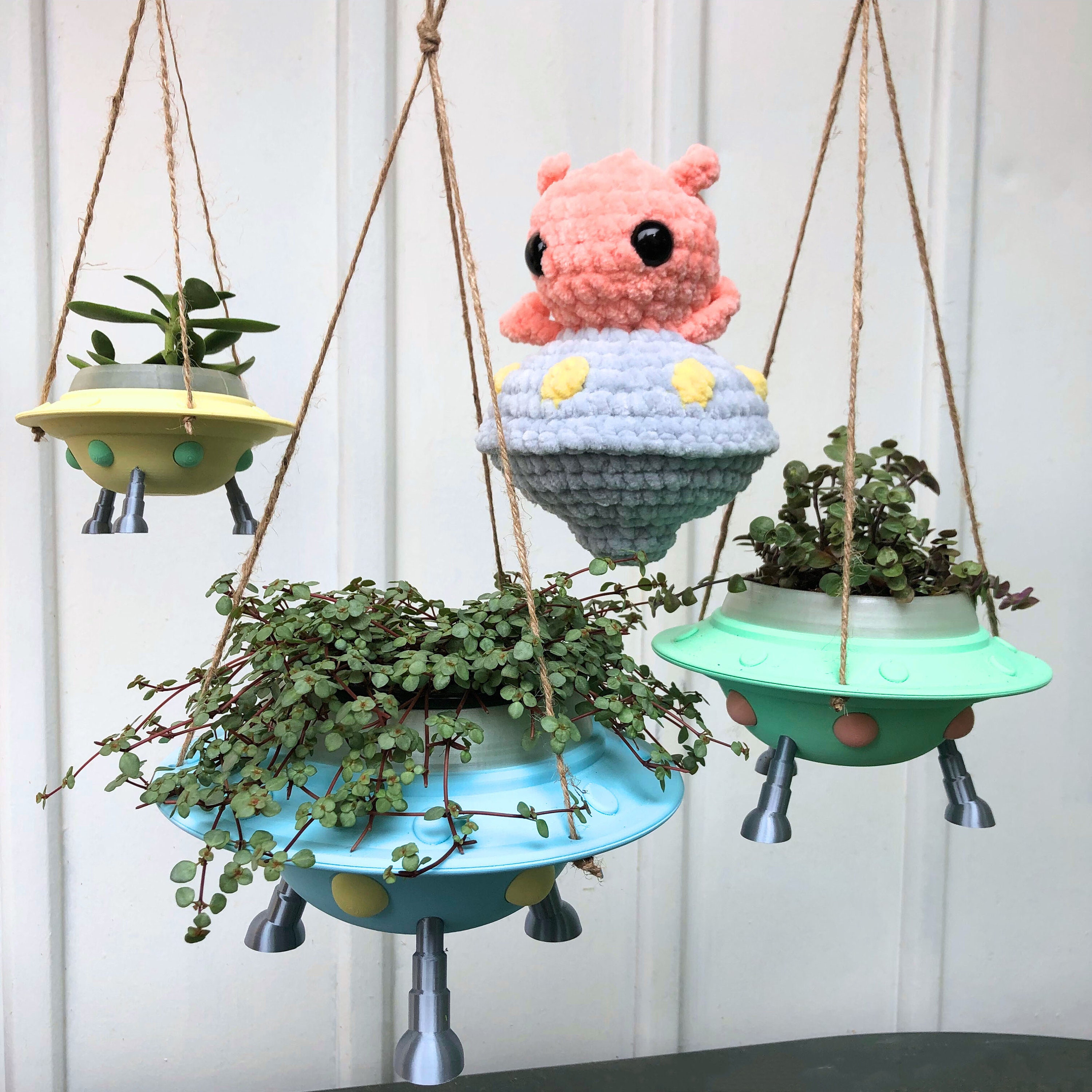 UFO Hanging Planter 