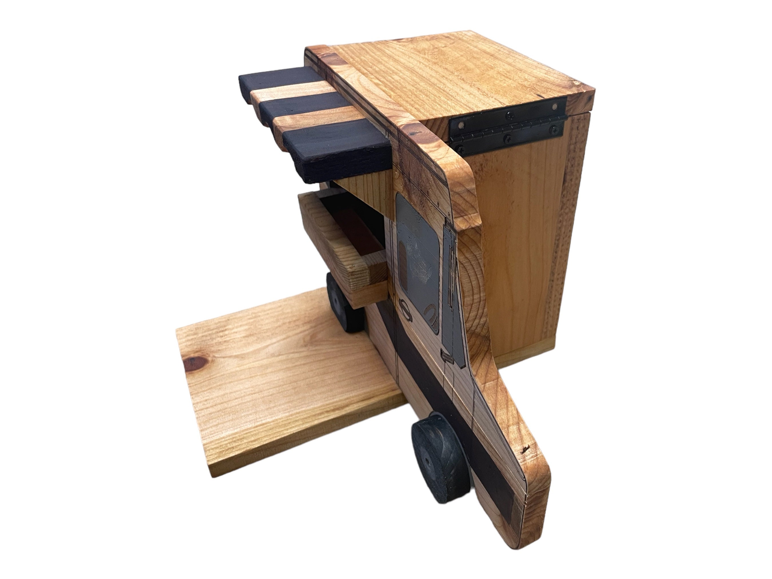 Squirrel Feeder Food Truck