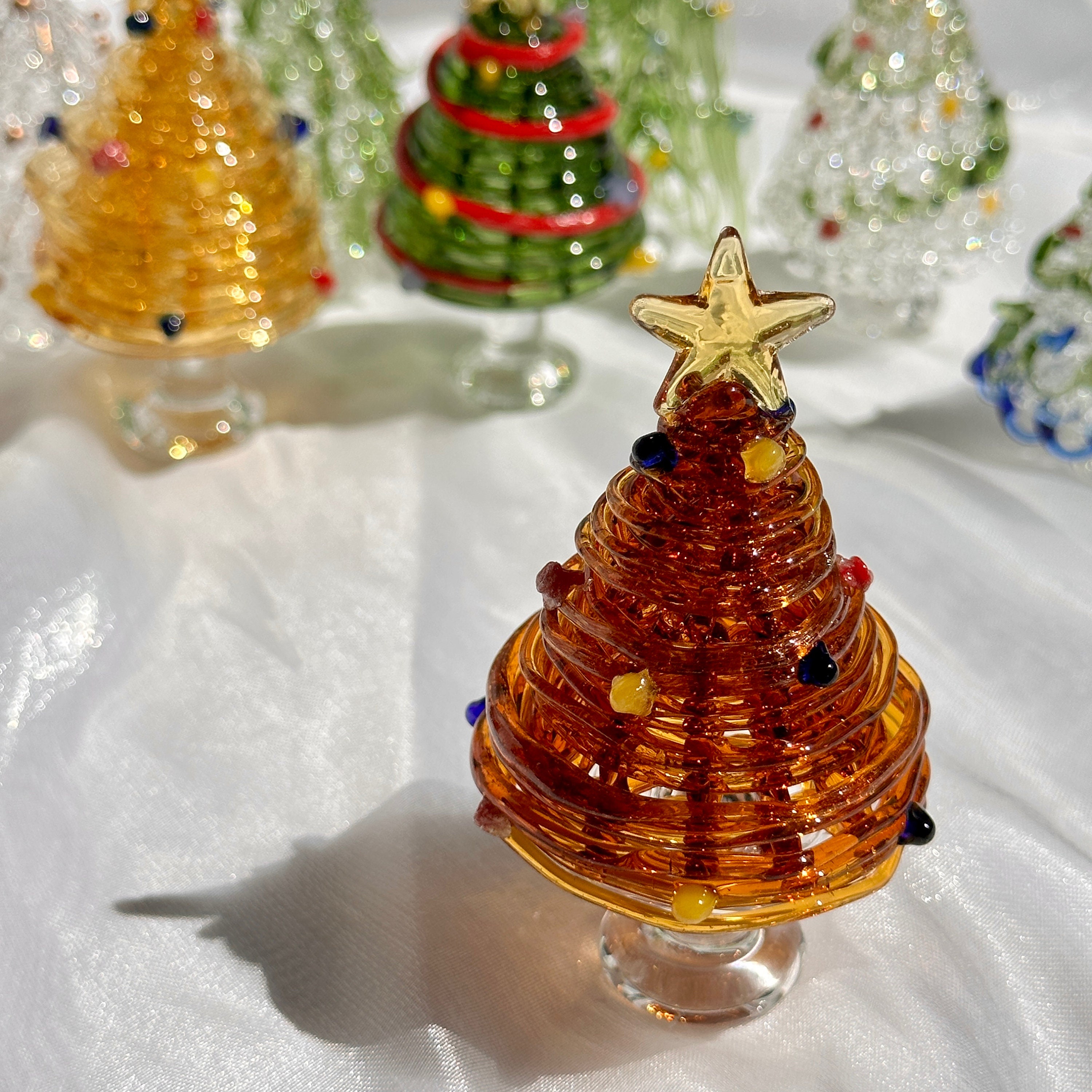 ✨ Handmade Glass Christmas Tree Statue ✨
