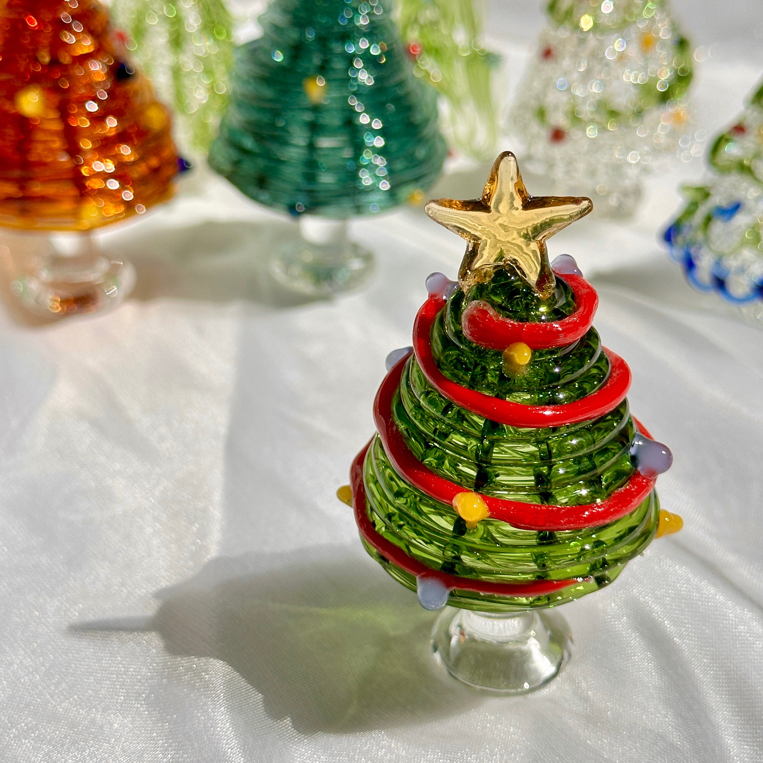 ✨ Handmade Glass Christmas Tree Statue ✨