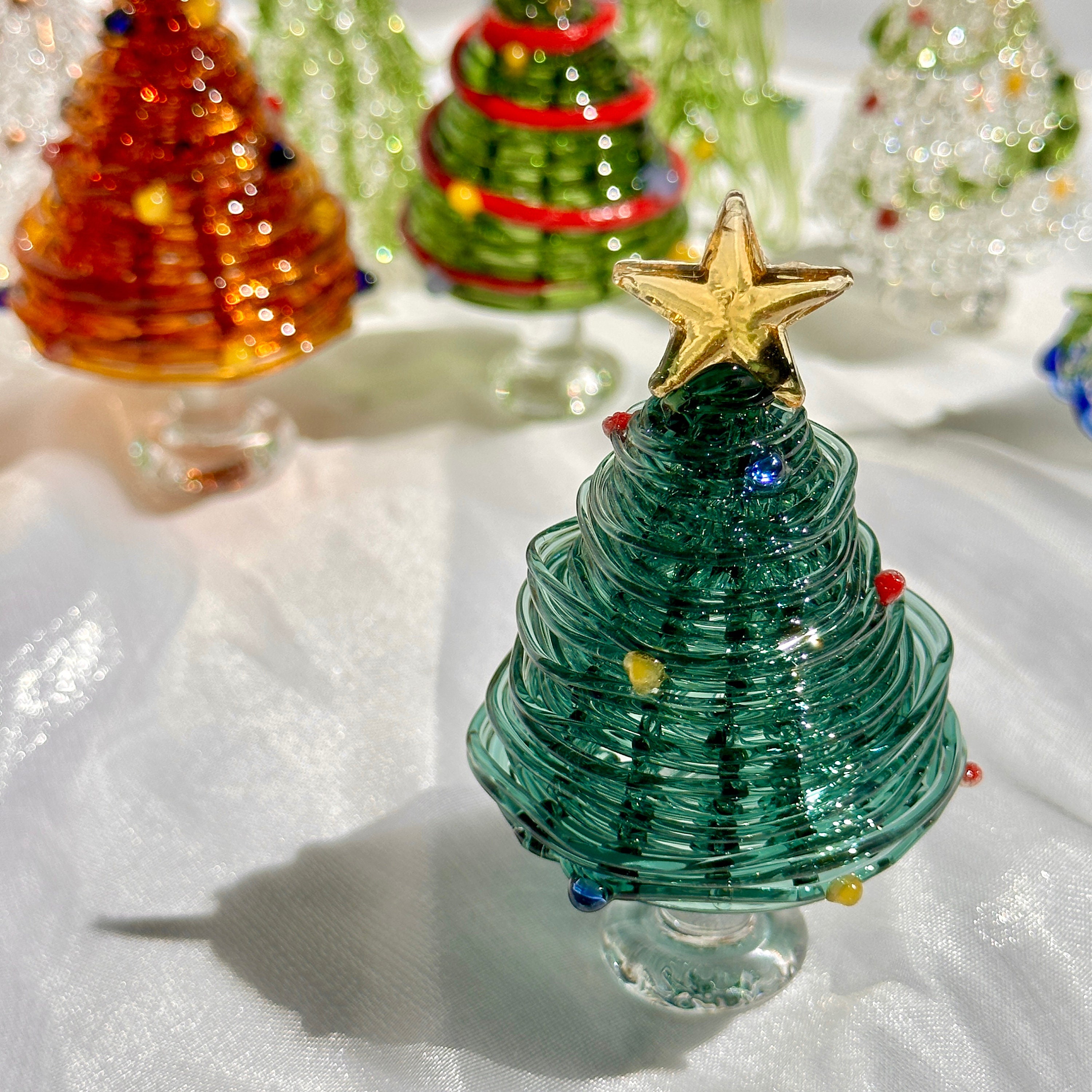✨ Handmade Glass Christmas Tree Statue ✨
