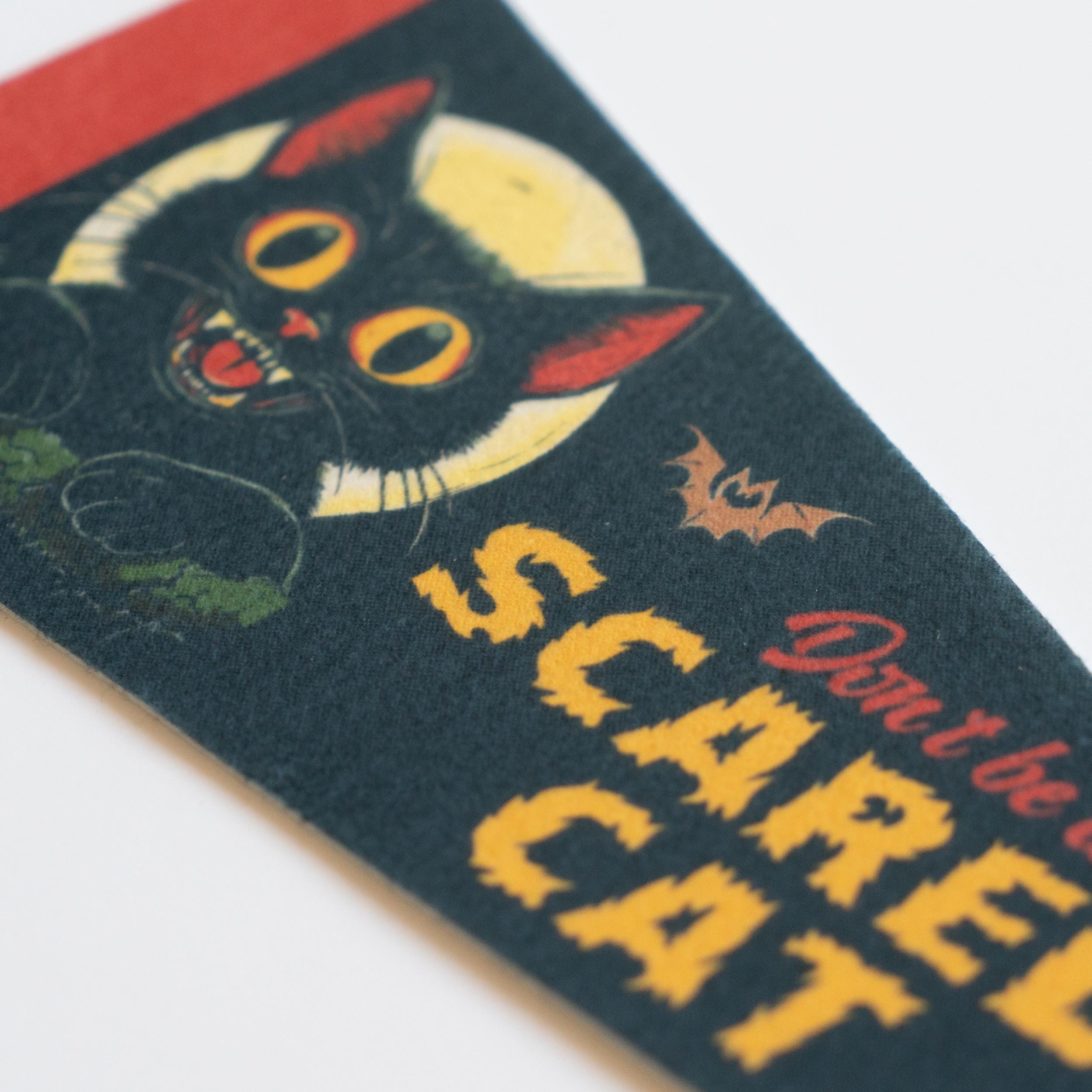 Don't Be a Scaredy Cat Felt Pennant - Retro Halloween Decor