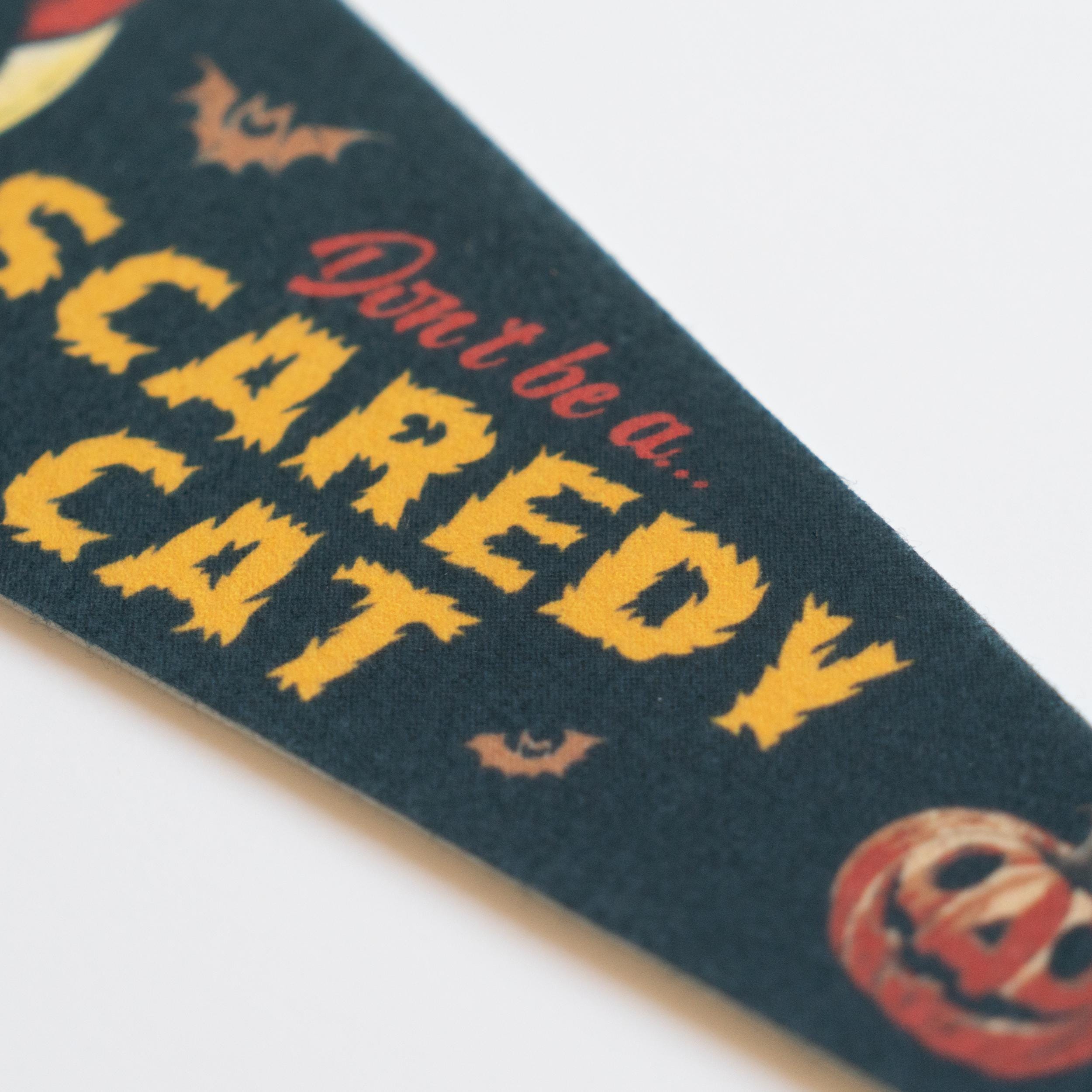 Don't Be a Scaredy Cat Felt Pennant - Retro Halloween Decor