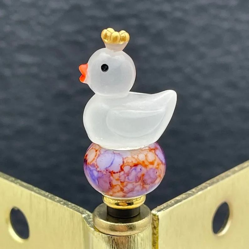 Magnetic Glitter Duck Hinge Topper