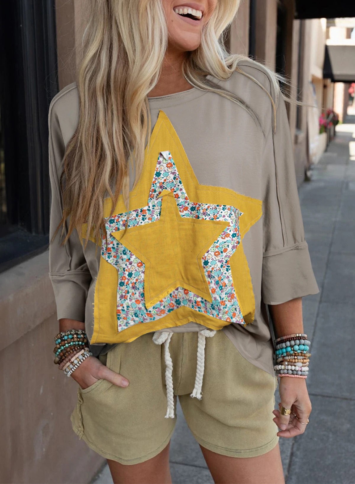 Floral Star Patched Exposed Seam 3/4 Sleeve Top