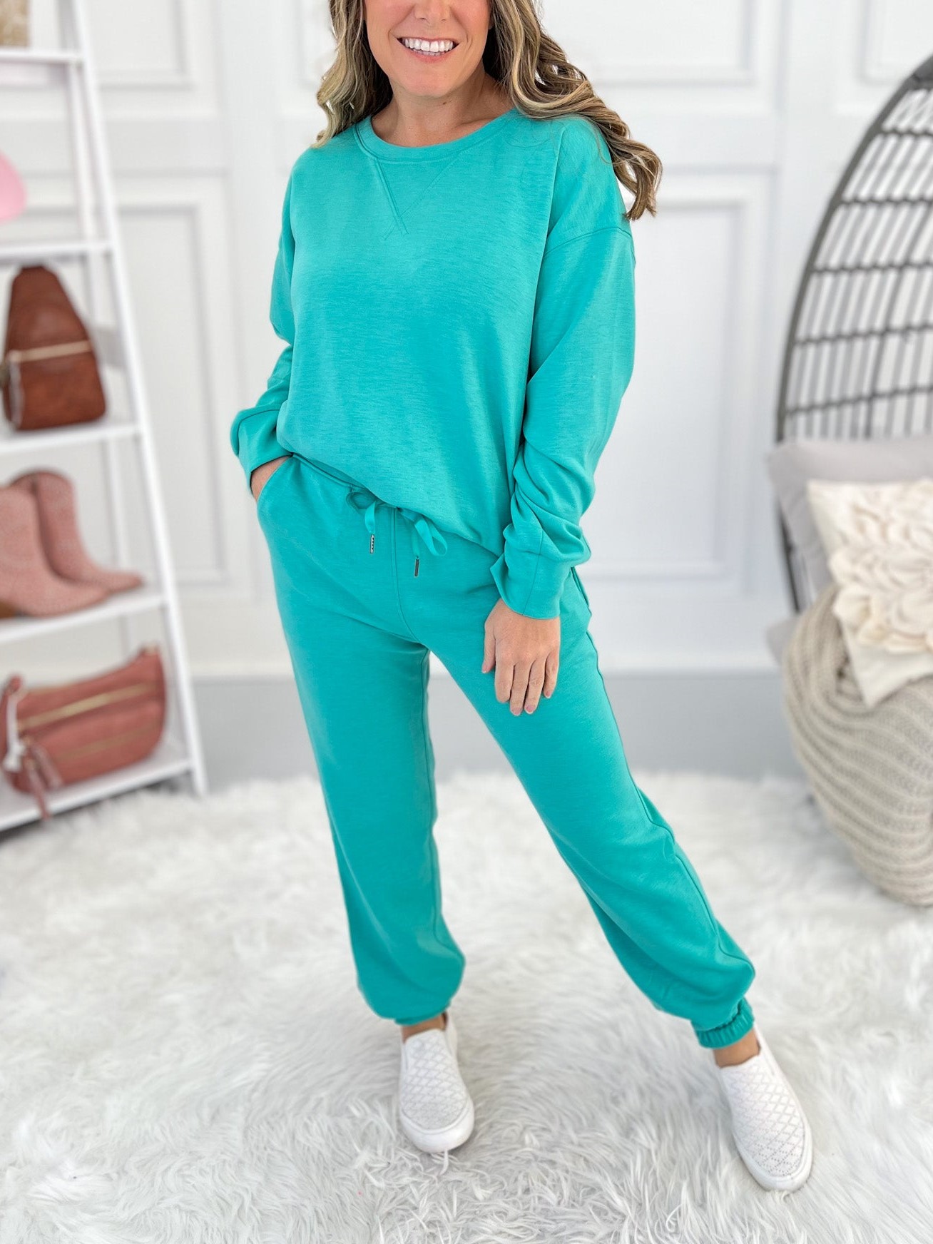 Women's Comfy Seam Pullover & Joggger Matching Set