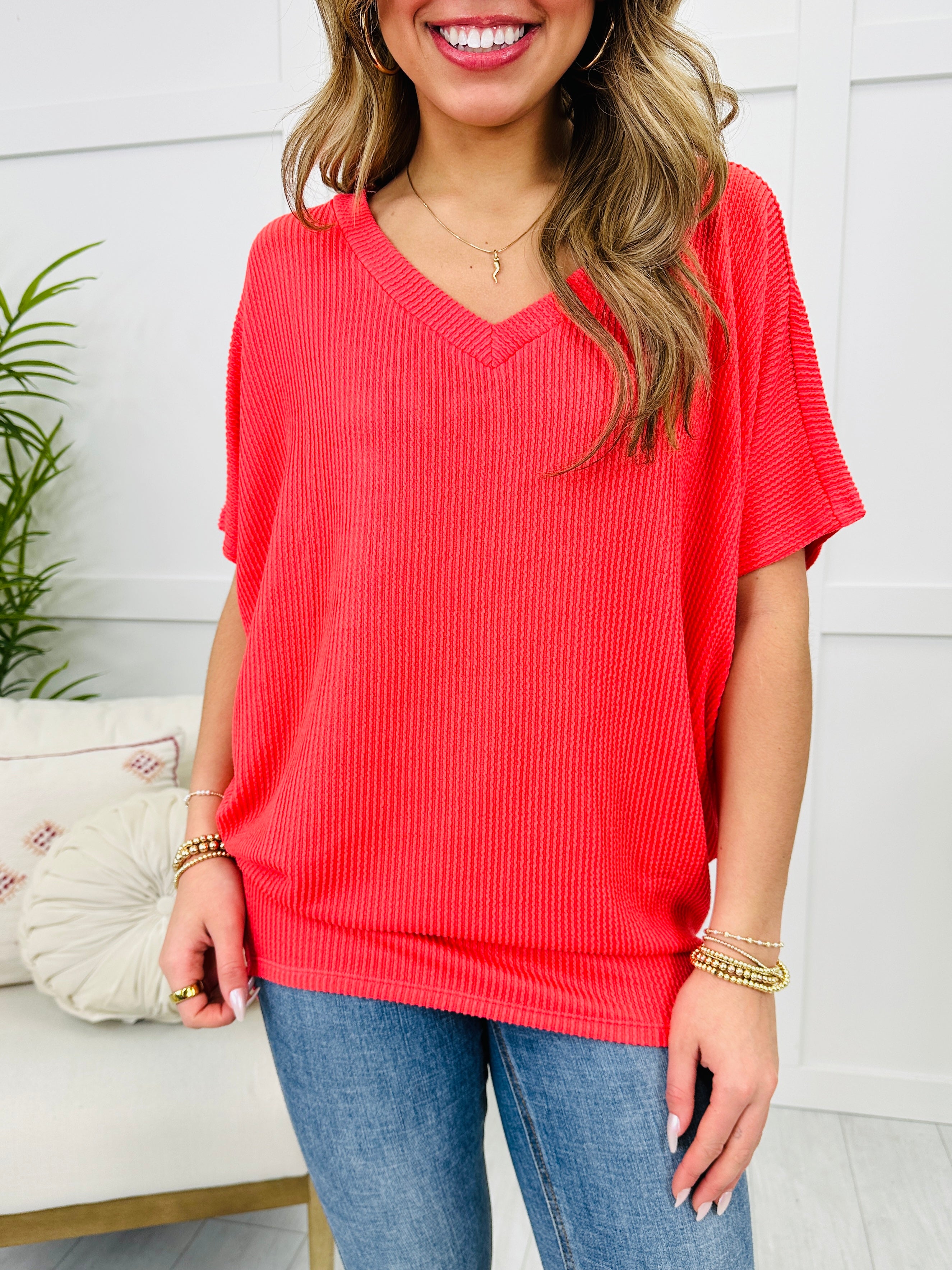 Women's Oversized Ribbed V Neck Batwing Short Sleeve Top