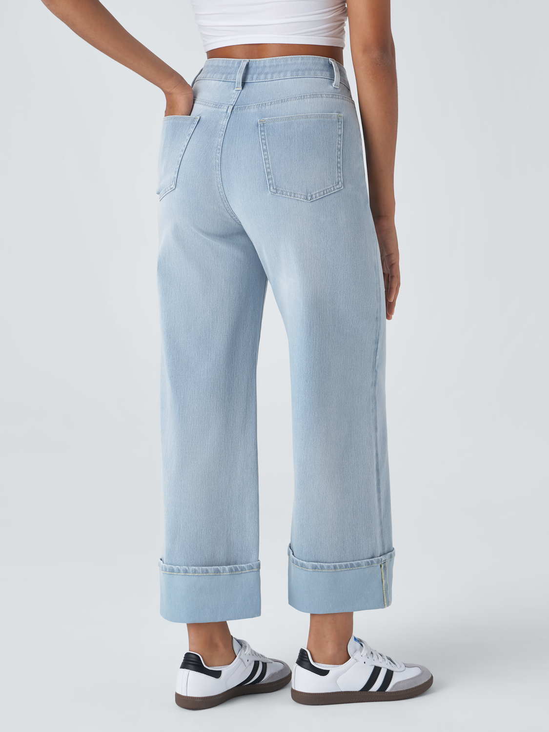 Women's High Waisted Multiple Pockets Rolled Hem Wide Leg Jeans