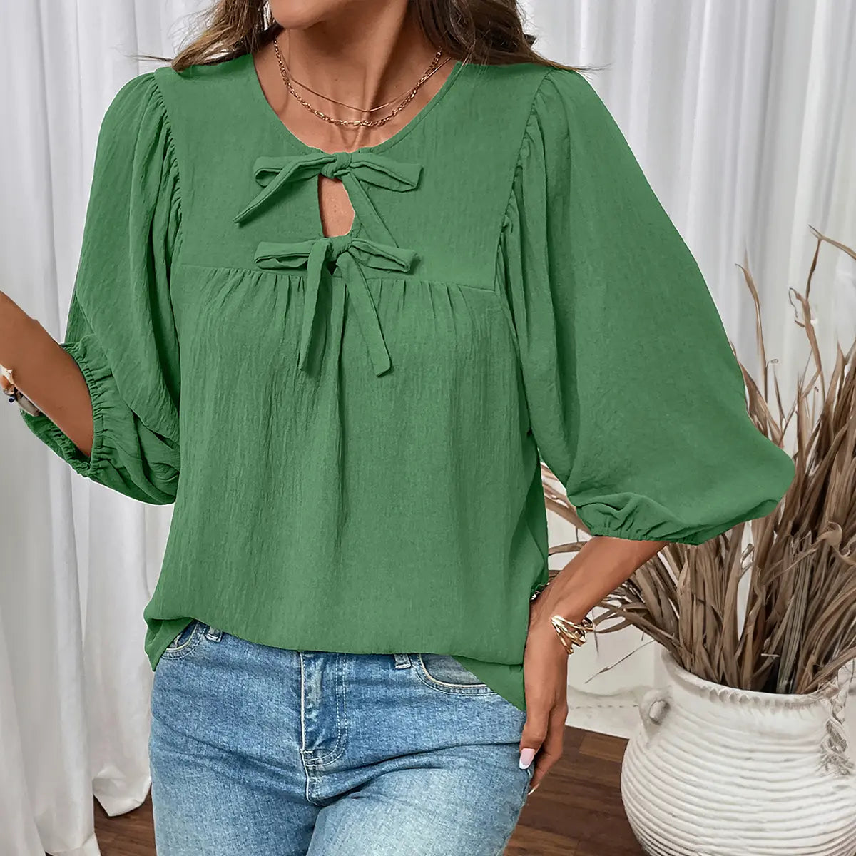 2026 Spring/Summer Women's Casual Solid White Tunic Blouse