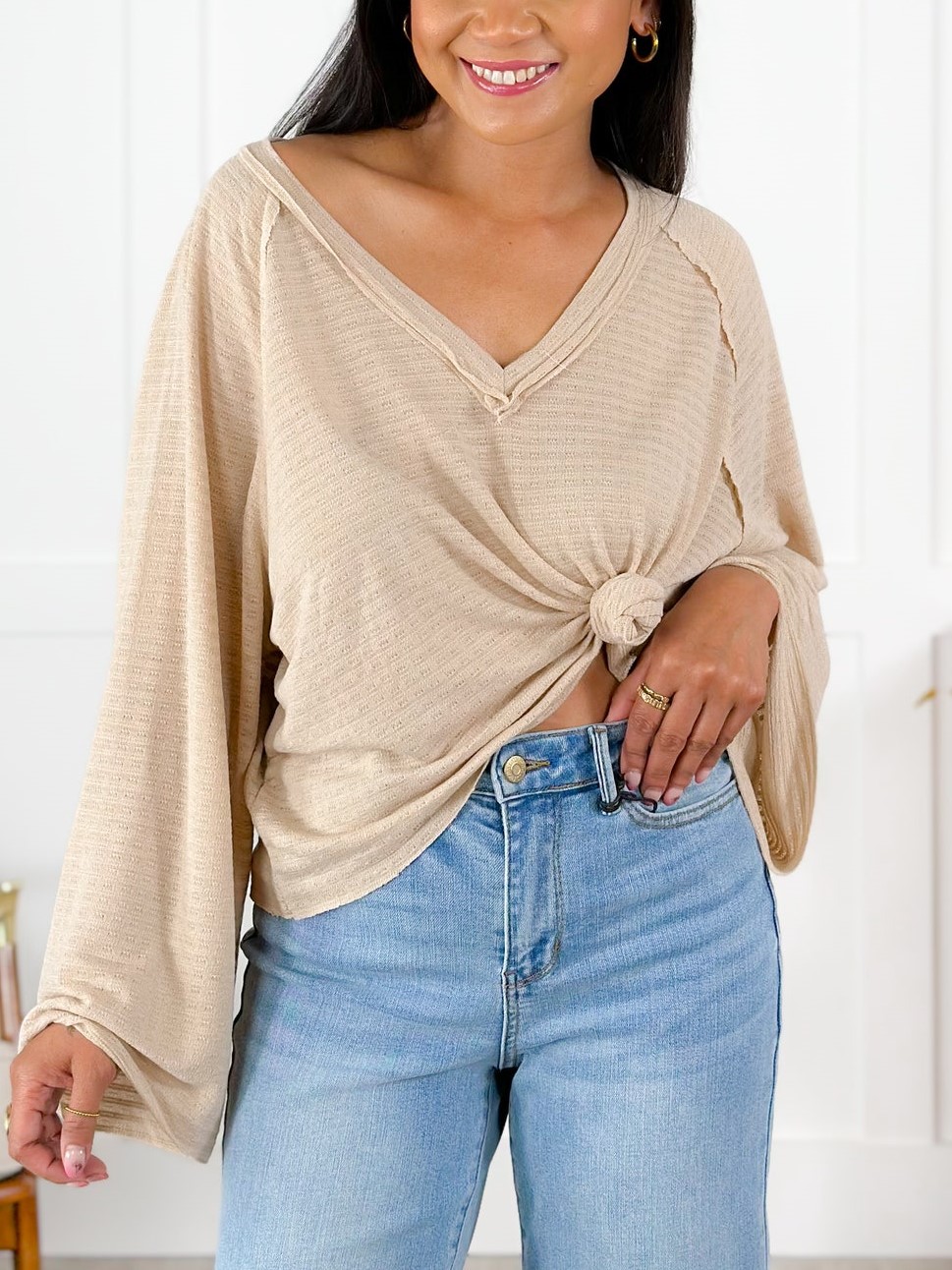 HOT SALE Textured Long Sleeve V Neck Top with Seam Detail