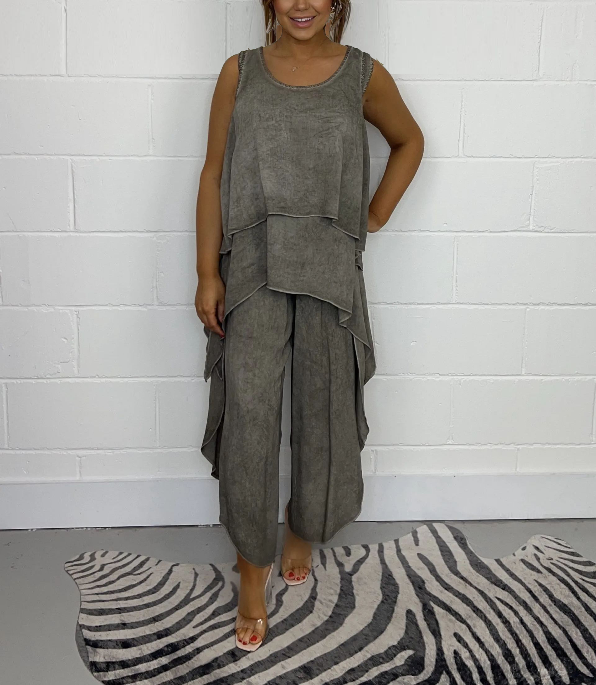 2024 Women's Oversize Trouser & Sleeveless Top