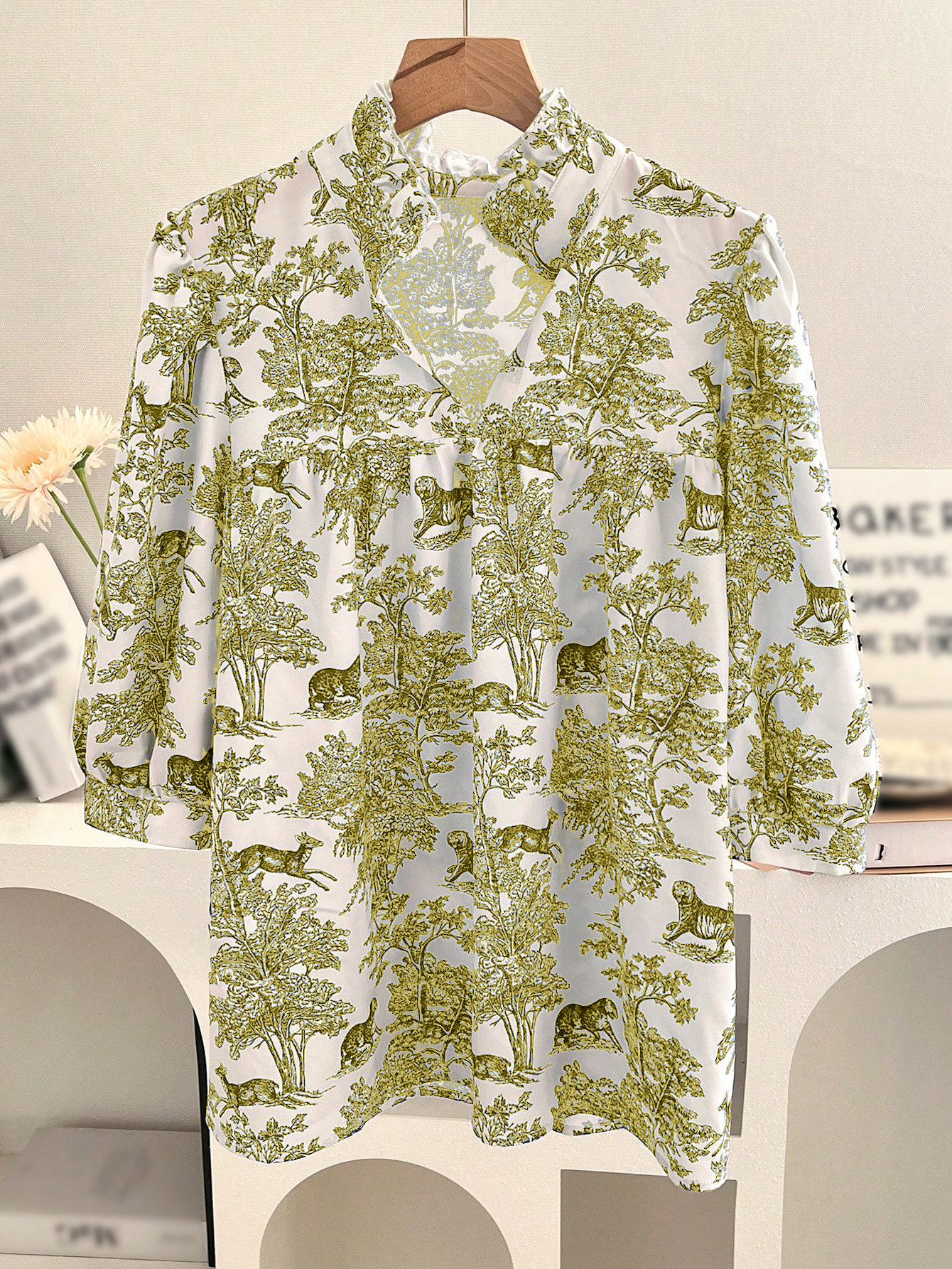 HOT SALE Vacation Plant Animal Blue And White Porcelain Pattern Short-Sleeved V-Neck Printed Shirt