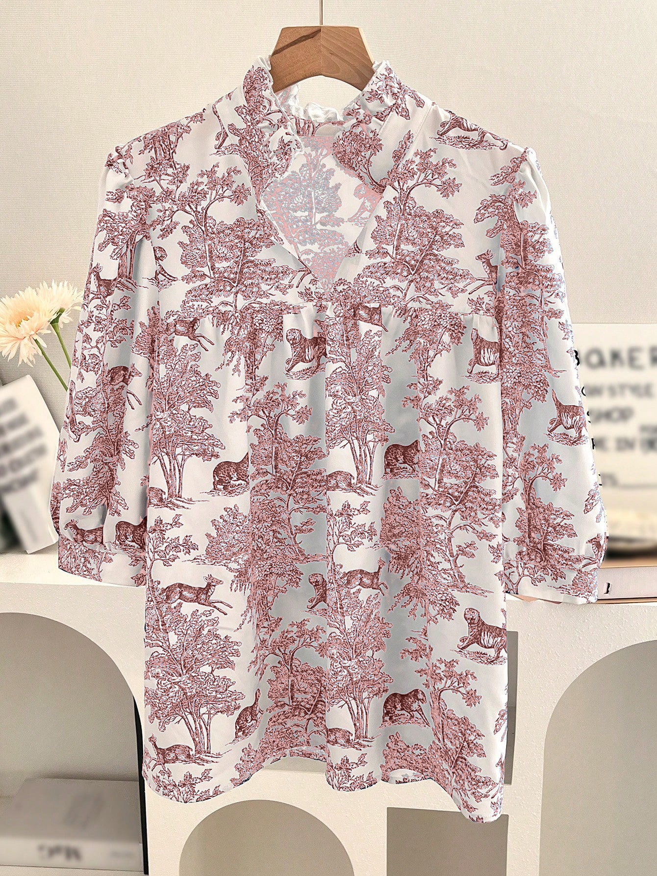 HOT SALE Vacation Plant Animal Blue And White Porcelain Pattern Short-Sleeved V-Neck Printed Shirt