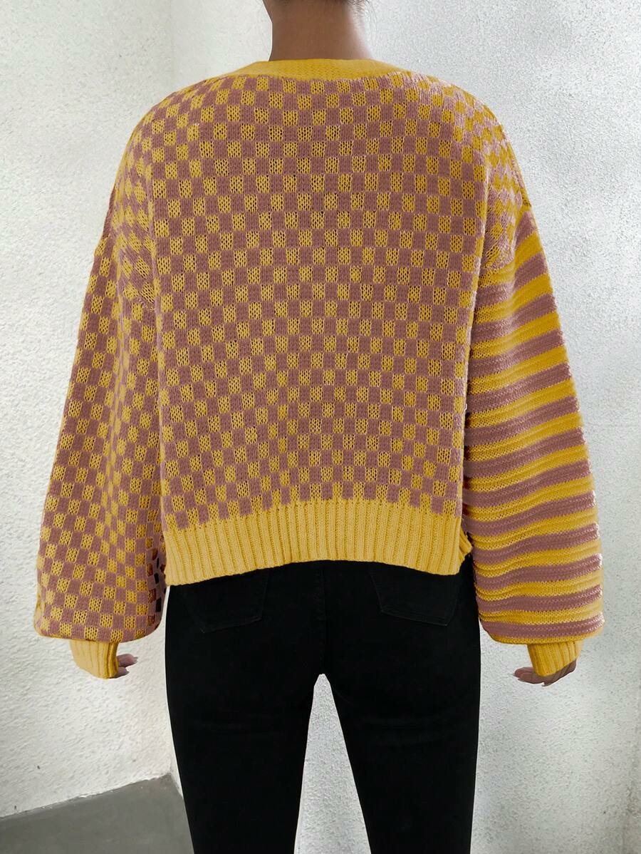 Women's Checker Plaid Striped Pattern Button Up V Neck Cardigan