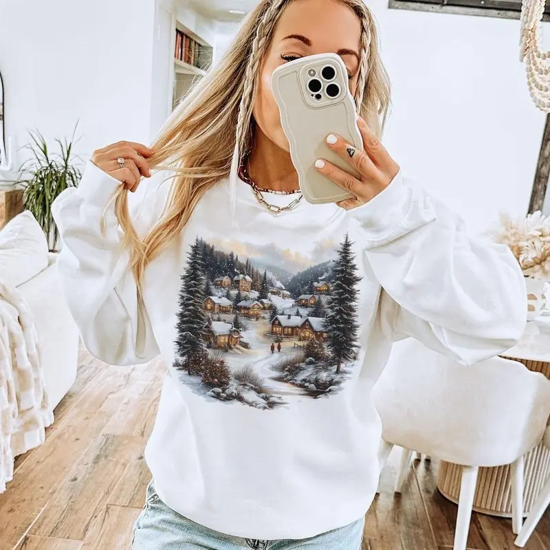 🎅Retro Santa & Reindeer Christmas Winter Cabin Sweatshirt