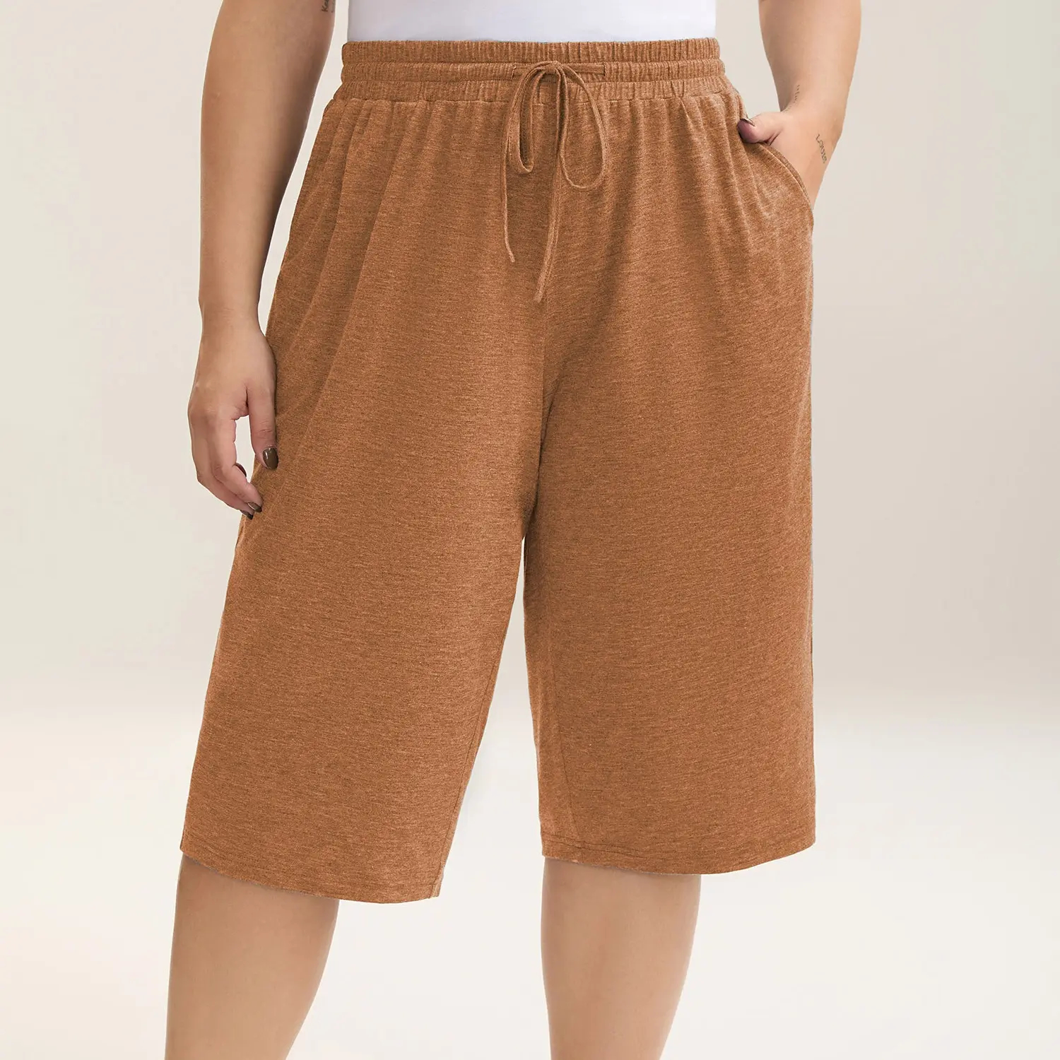 Women's Casual Drawstring Waist Knit Bermuda Shorts With Pockets
