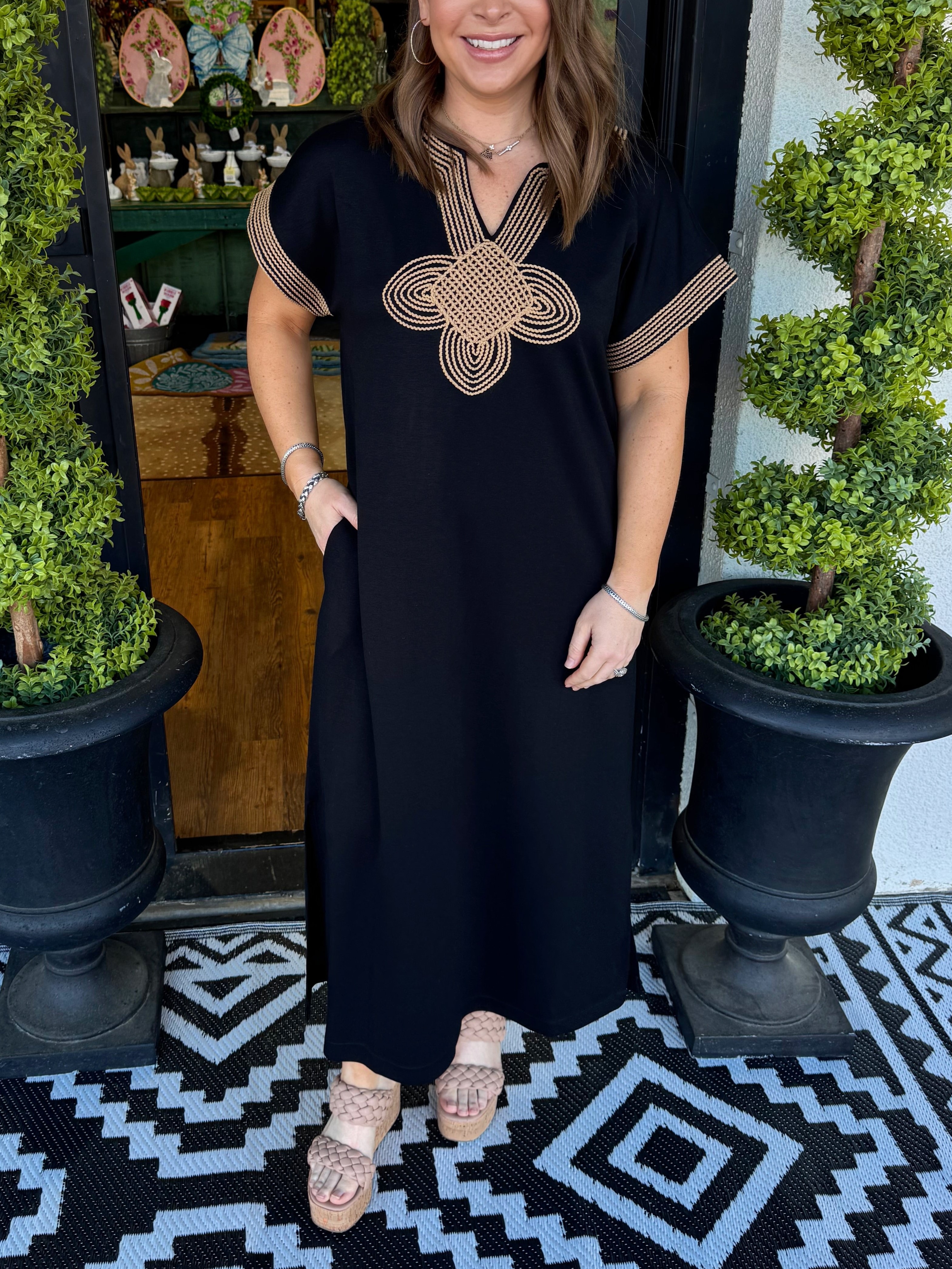 Women's V Neck Embroidered Short Sleeve Maxi Dress