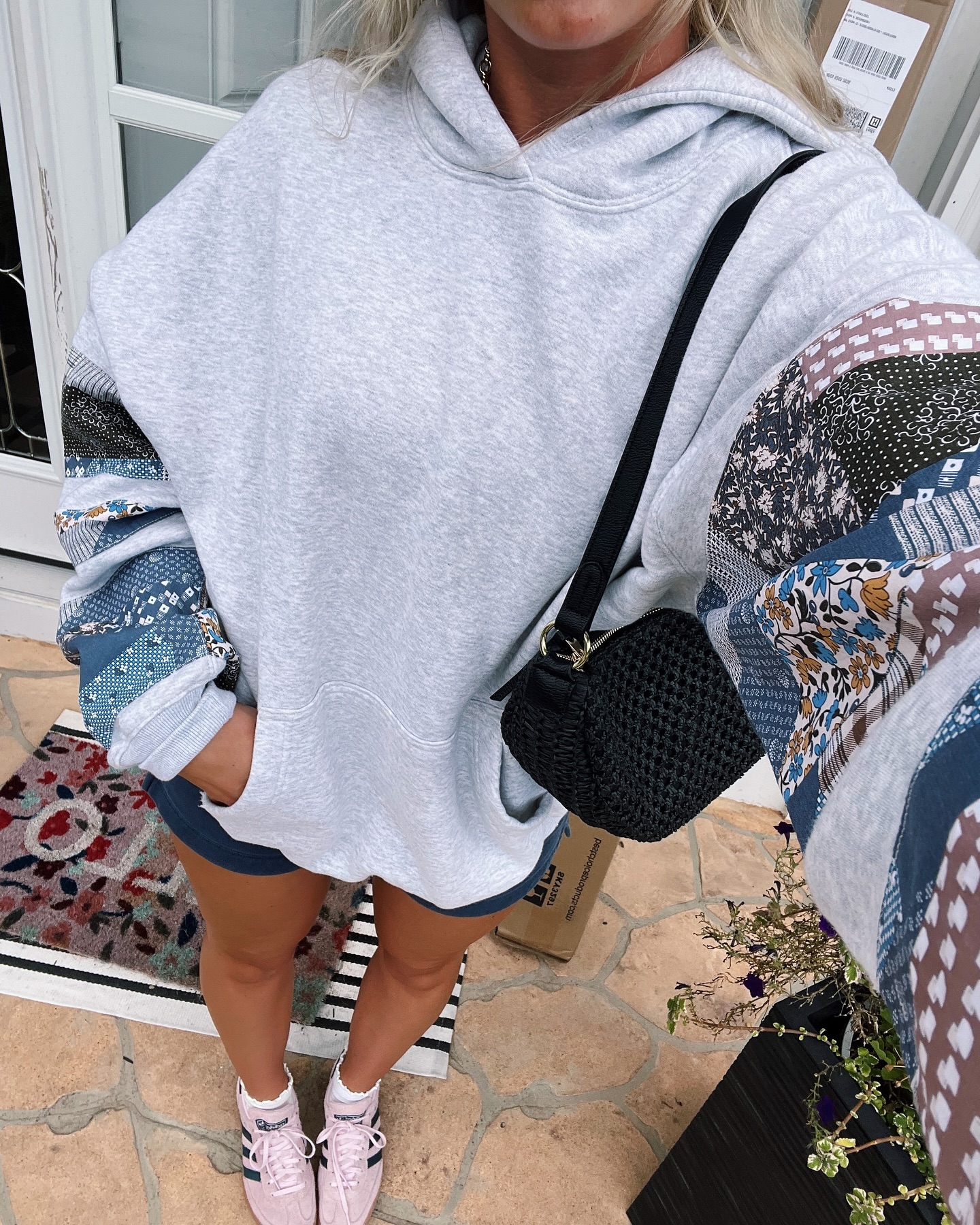 Womens Quilted Graphic Essential Popover Hoodie