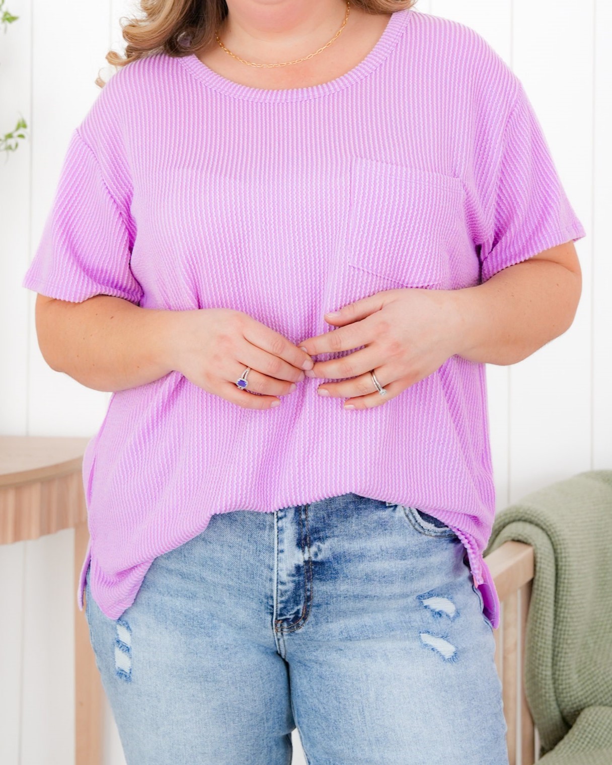 Solid Ribbed Short Sleeve Top With Pocket