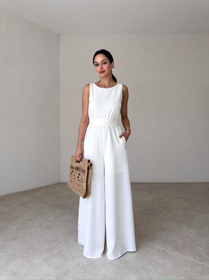 Women's Sleeveless Waisted Linen Jumpsuit With Pockets